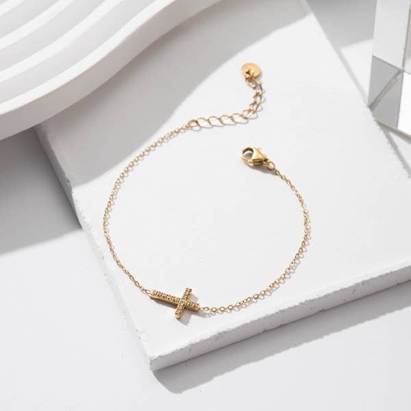 18K GOLD CROSS BRACELET
