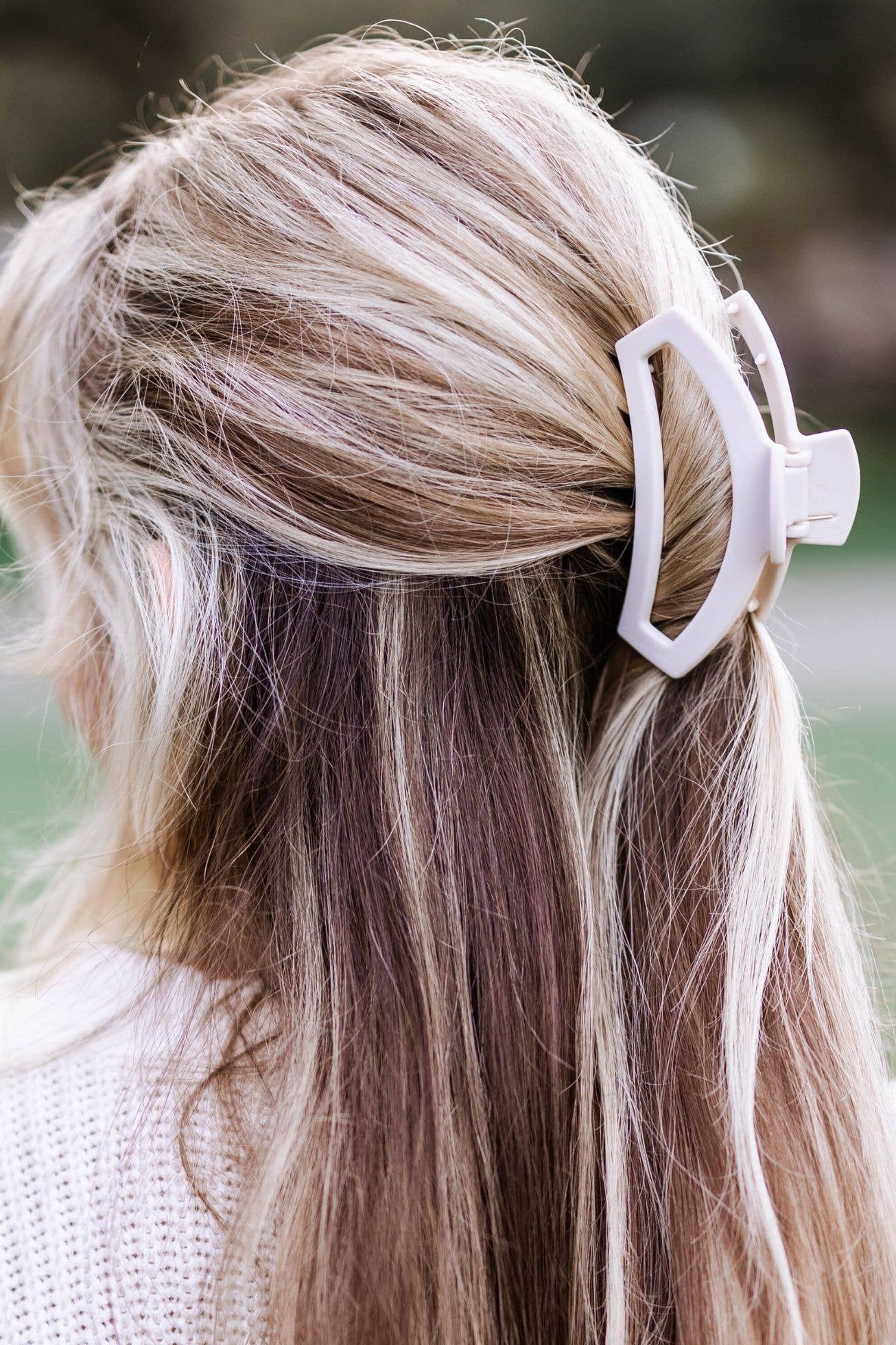 Open Hair Clip | Med. | Toasted