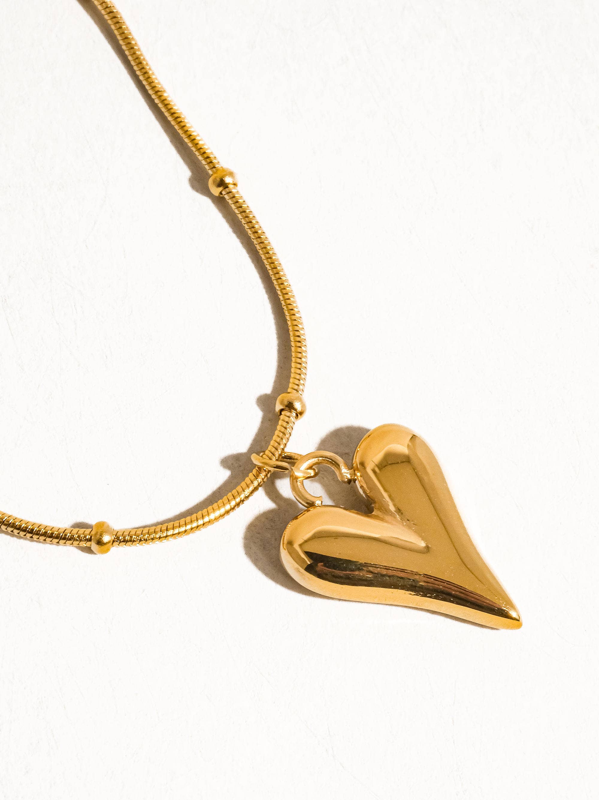 18K Gold Non-Tarnish Heart Necklace