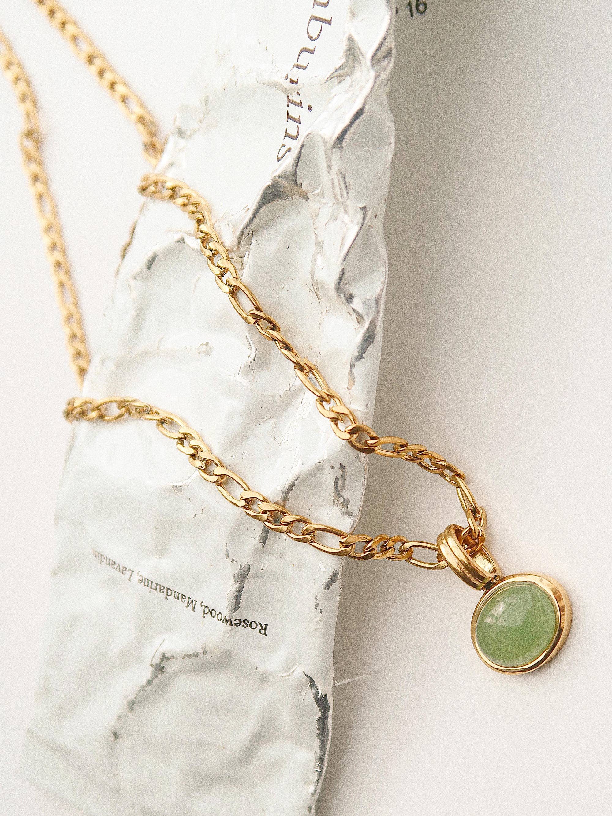 Green Stone Pendant Chain Necklace Non-Tarnish
