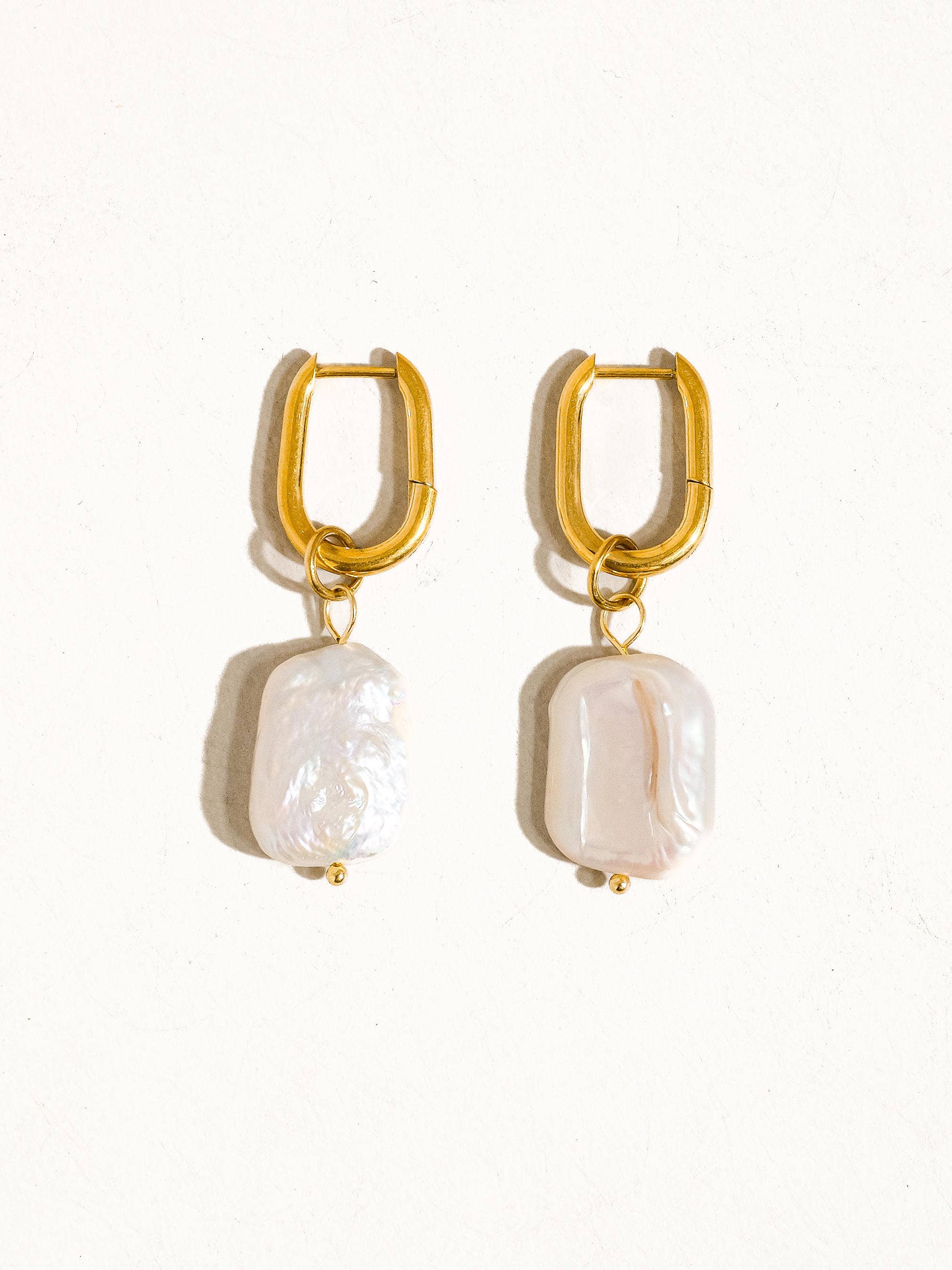 Gold Non-Tarnish Classic Pearl Earring