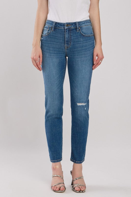 Casey Mid Rise Relaxed Skinny
