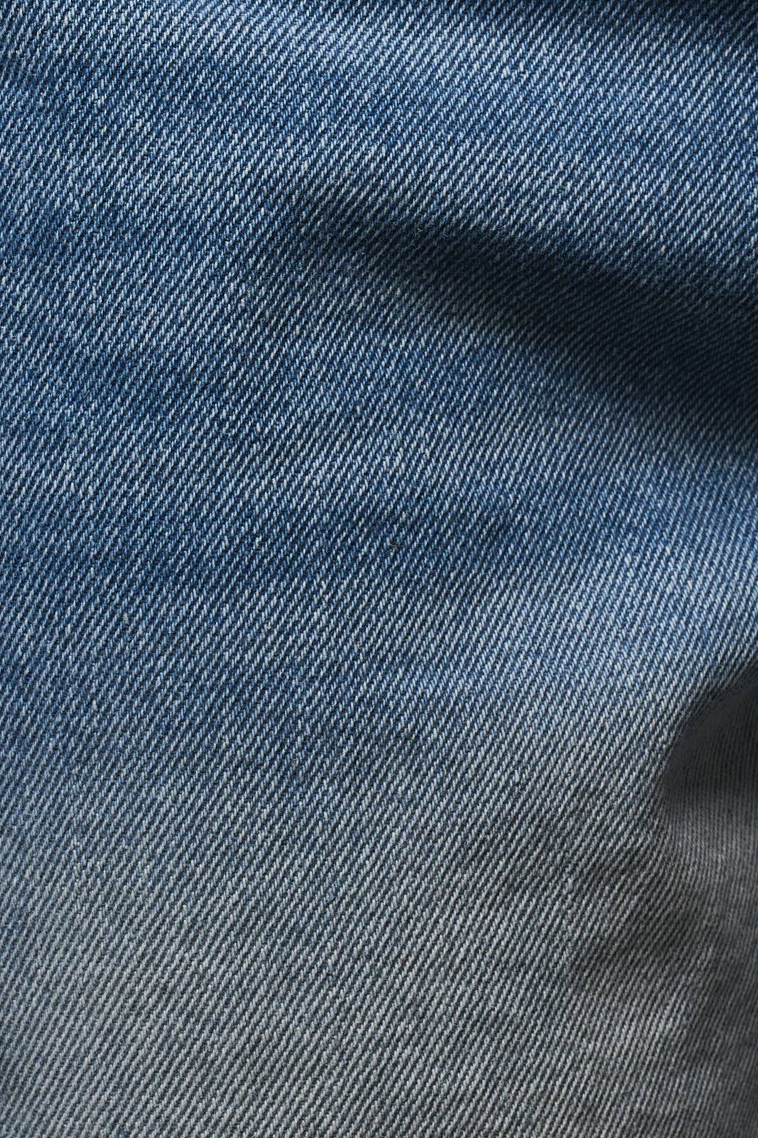 HIGH-RISE EYELET DETAIL BARREL JEANS