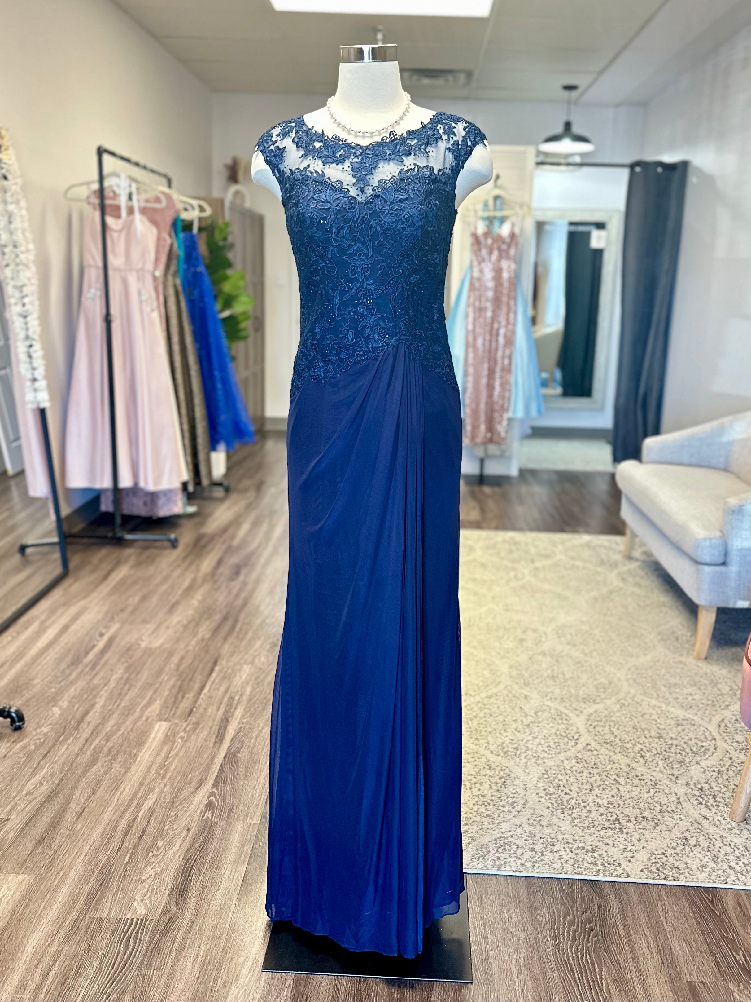 PROM #32 - Size: 4
