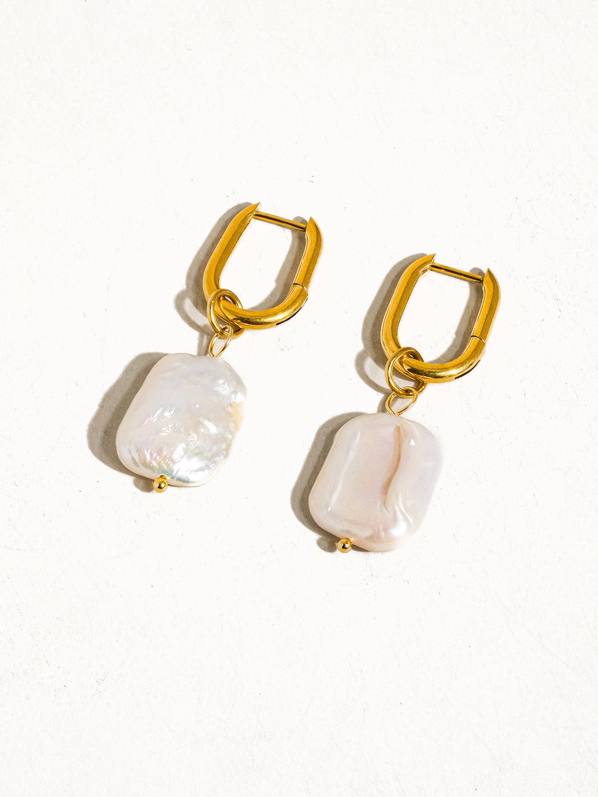 Gold Non-Tarnish Classic Pearl Earring