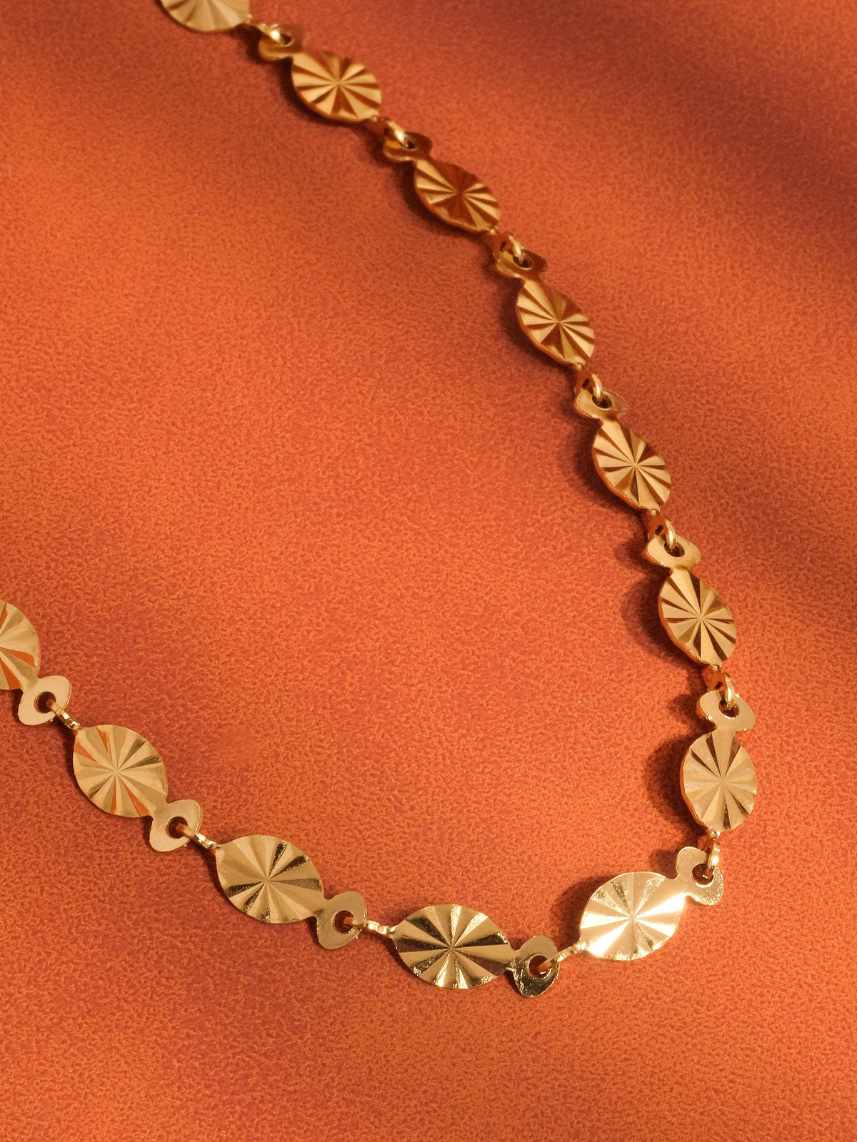 Gold Non-Tarnish Classic Oval Chain Necklace