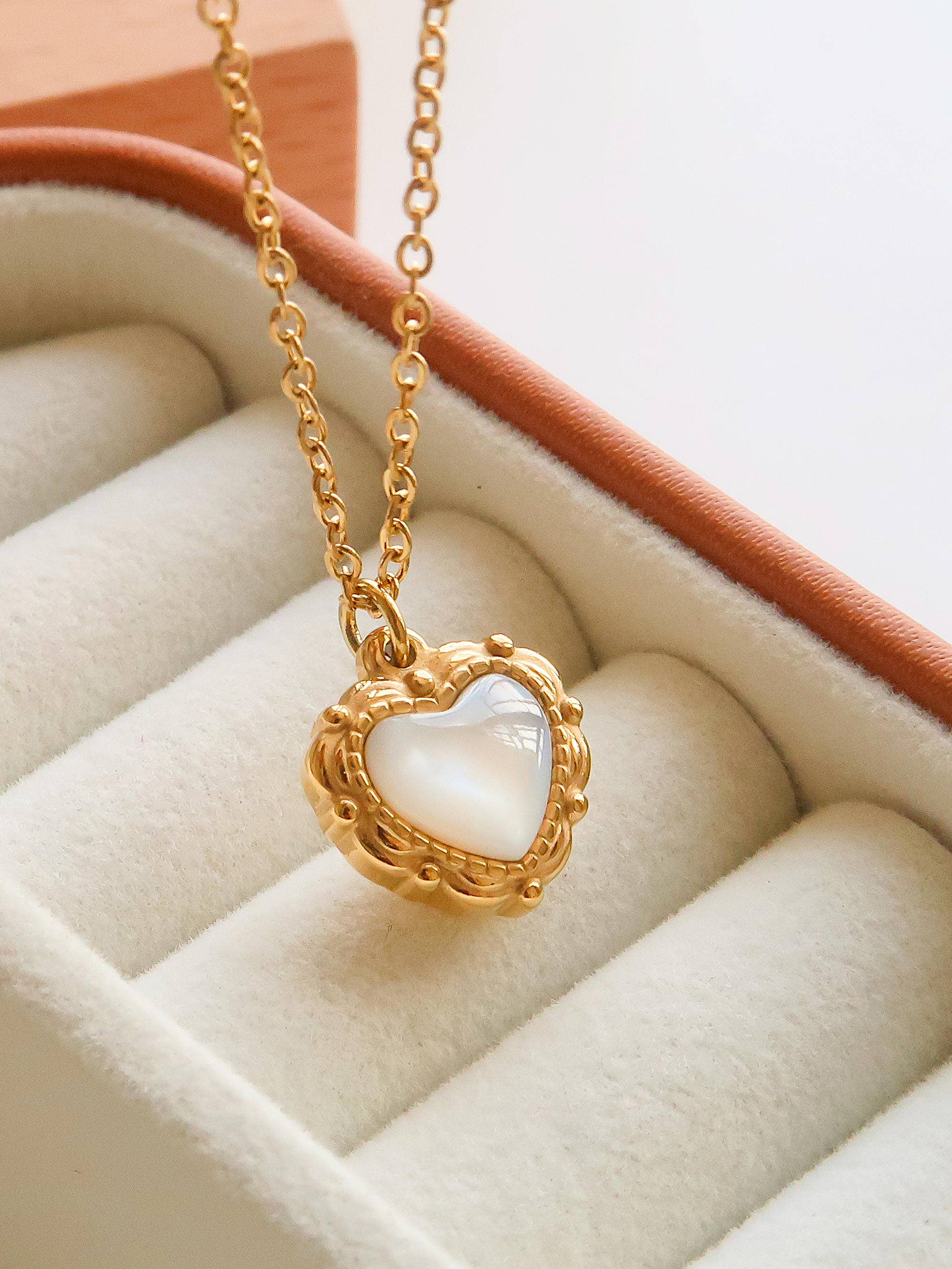 Gold Non-Tarnish Vintage Heart Pendant Necklace
