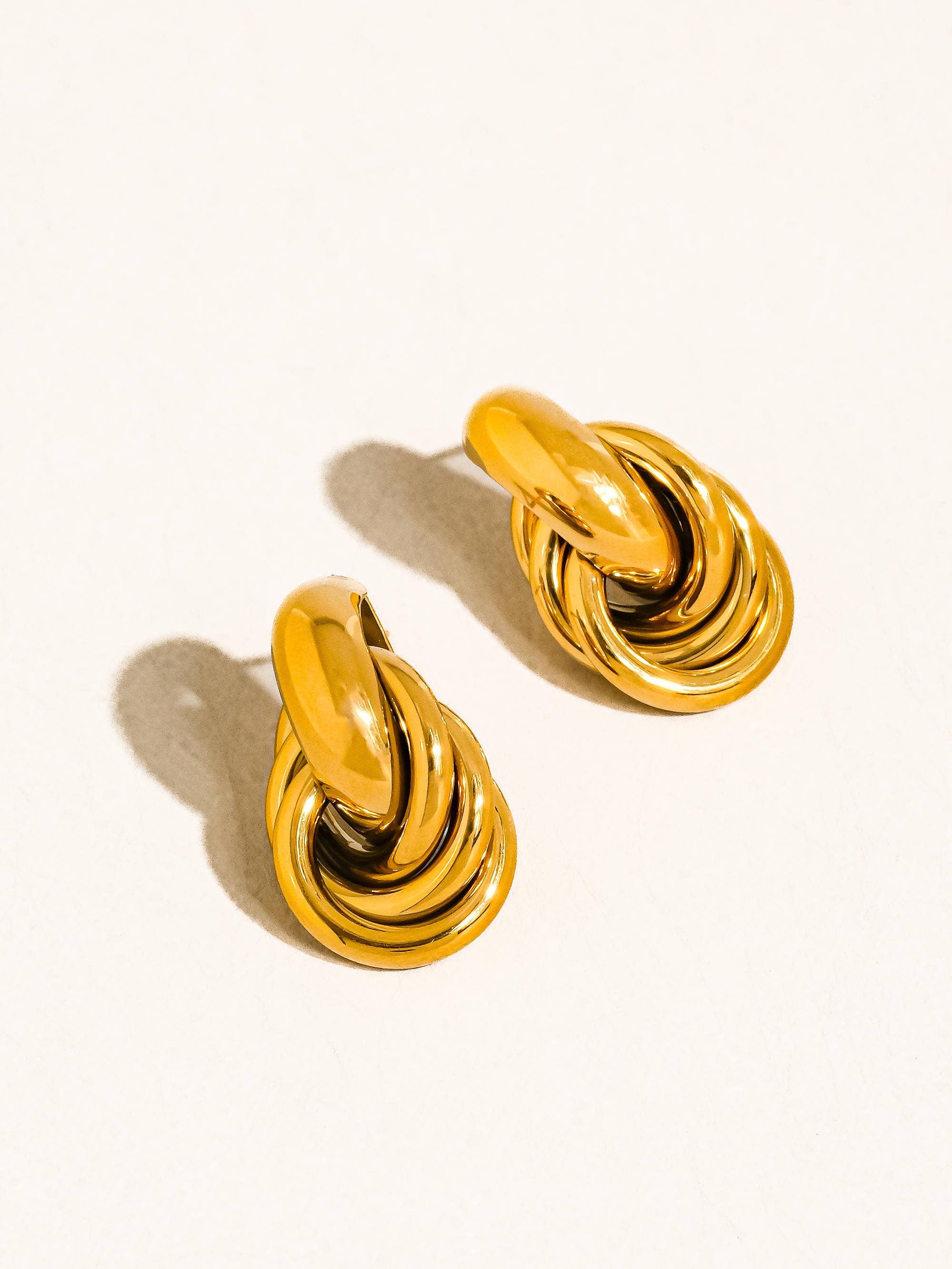 18K Gold Non-Tarnish Knot Hoop Earrings