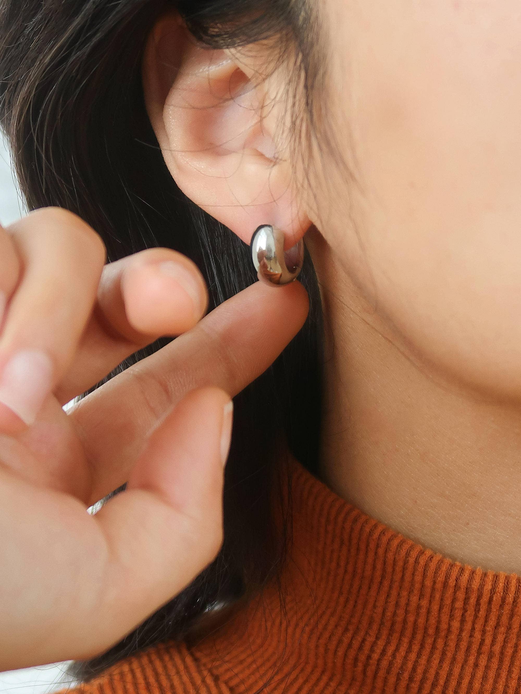 Silver 18K Non-Tarnish Small Classic Hoop Earring