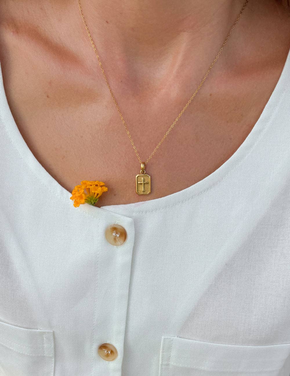 Cross Pendant Link Necklace