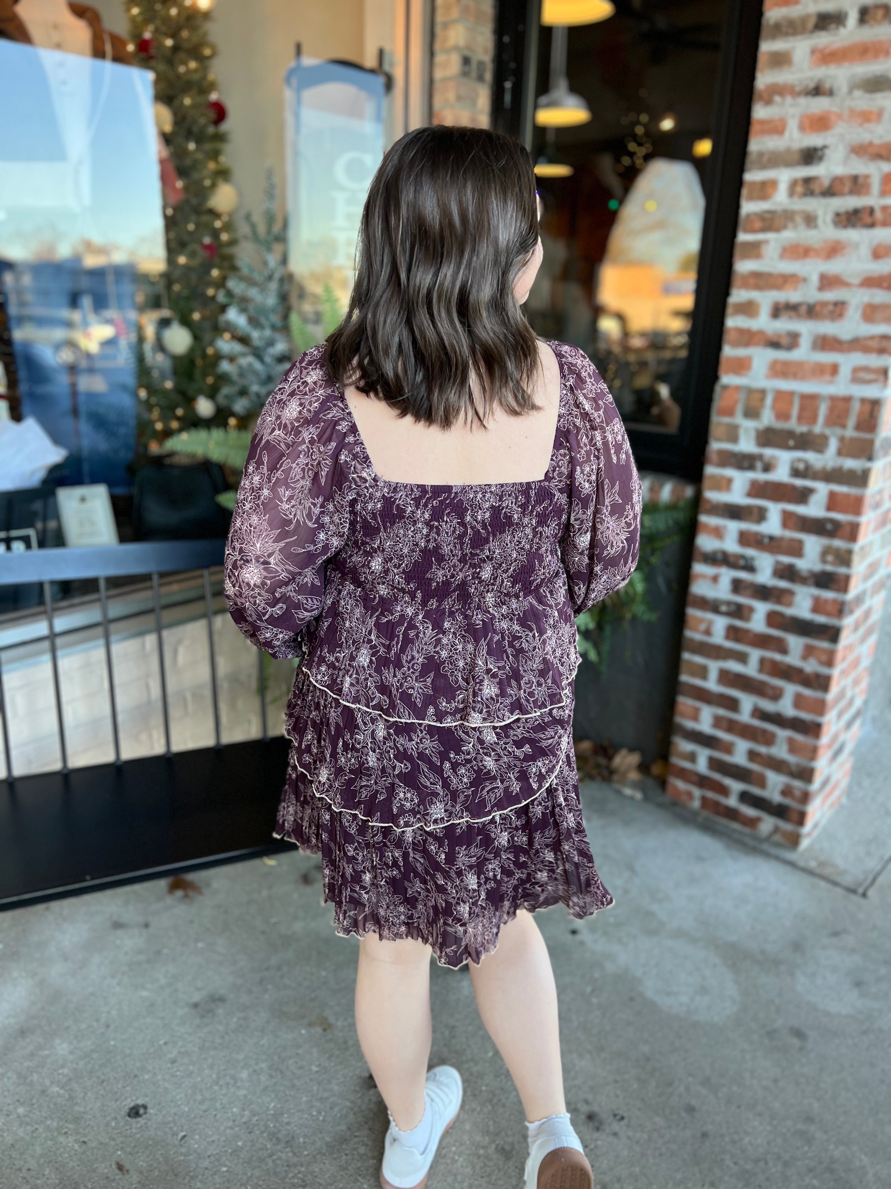 Burgundy Sweetheart Pleated Dress