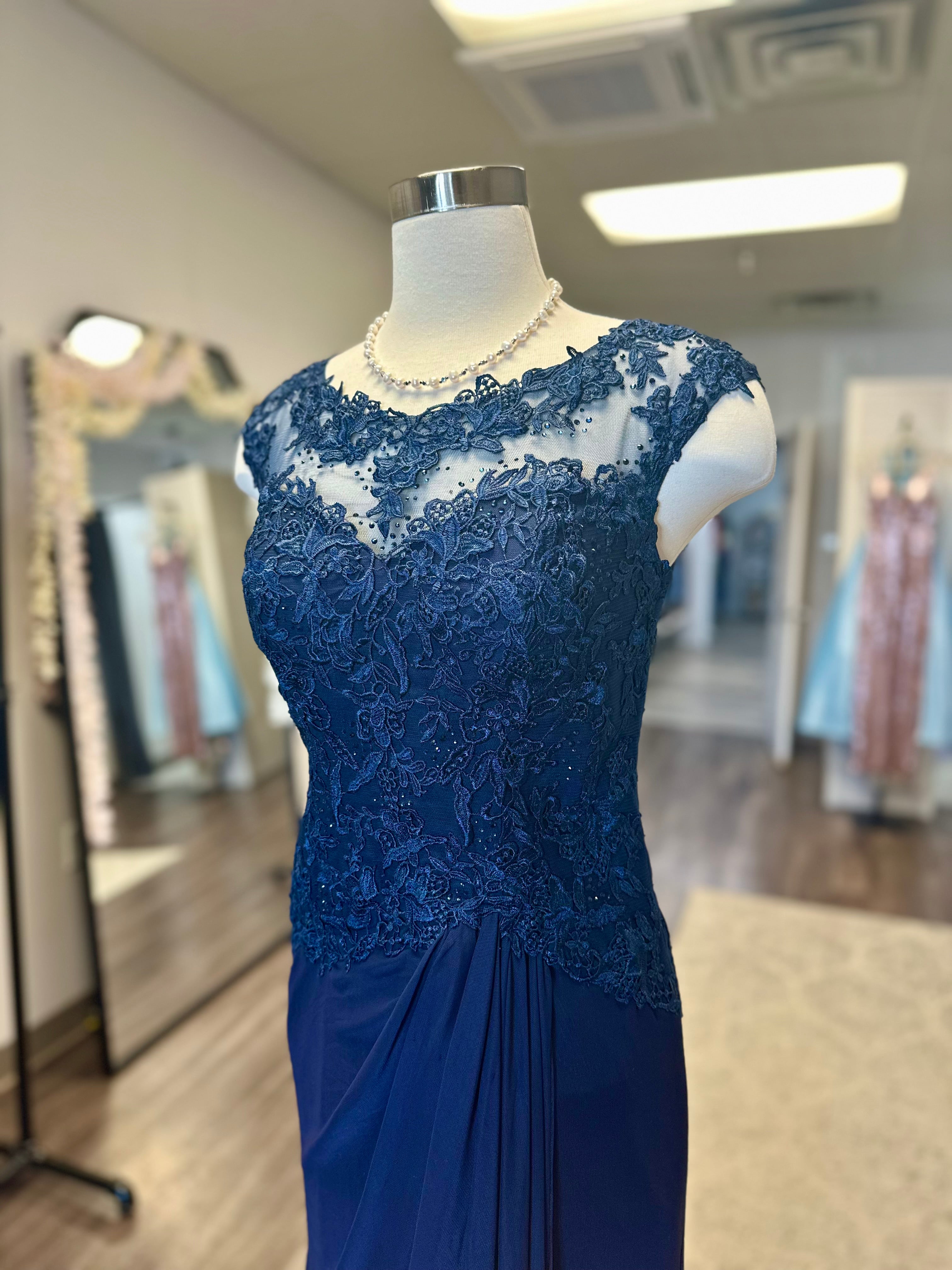 PROM #32 - Size: 4
