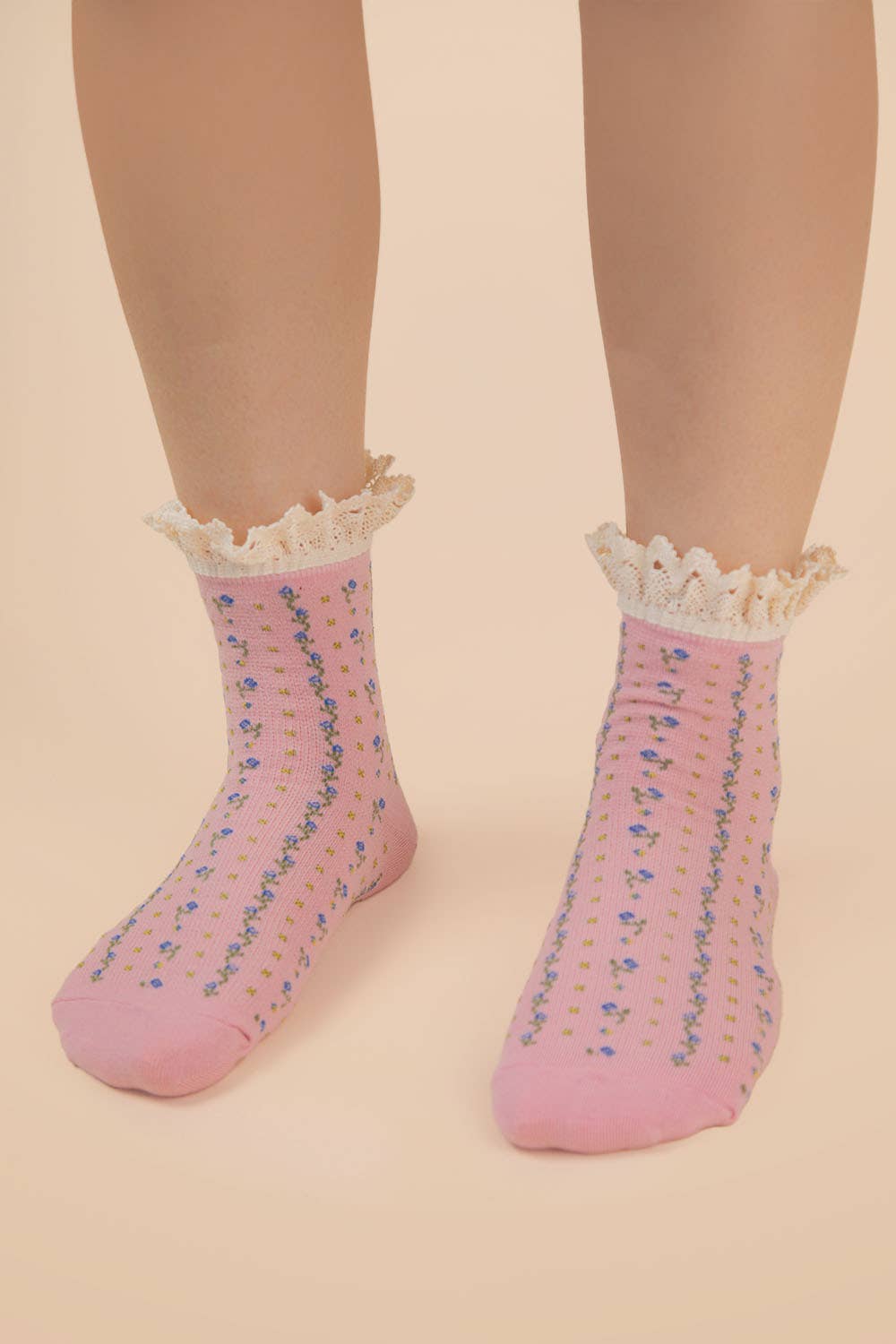 Blush Lace Trim Floral Crew Socks
