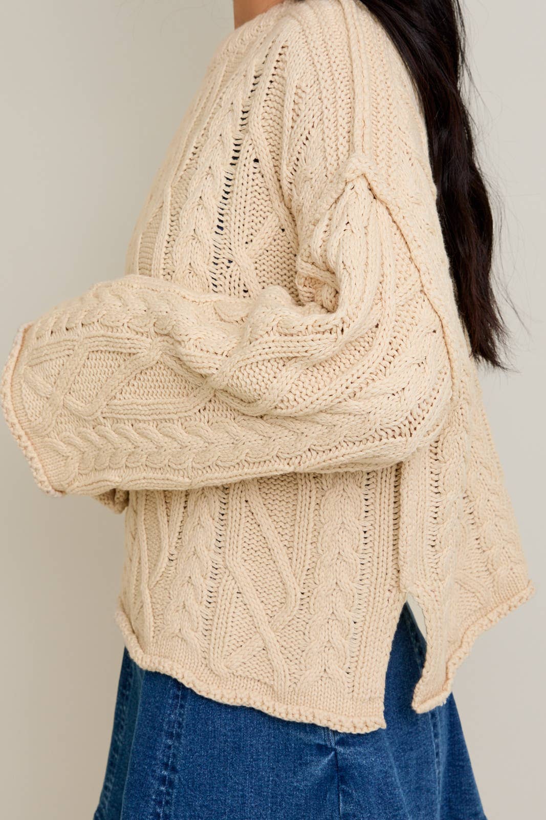 OVERSIZED CABLE KNIT SWEATER - FINAL SALE
