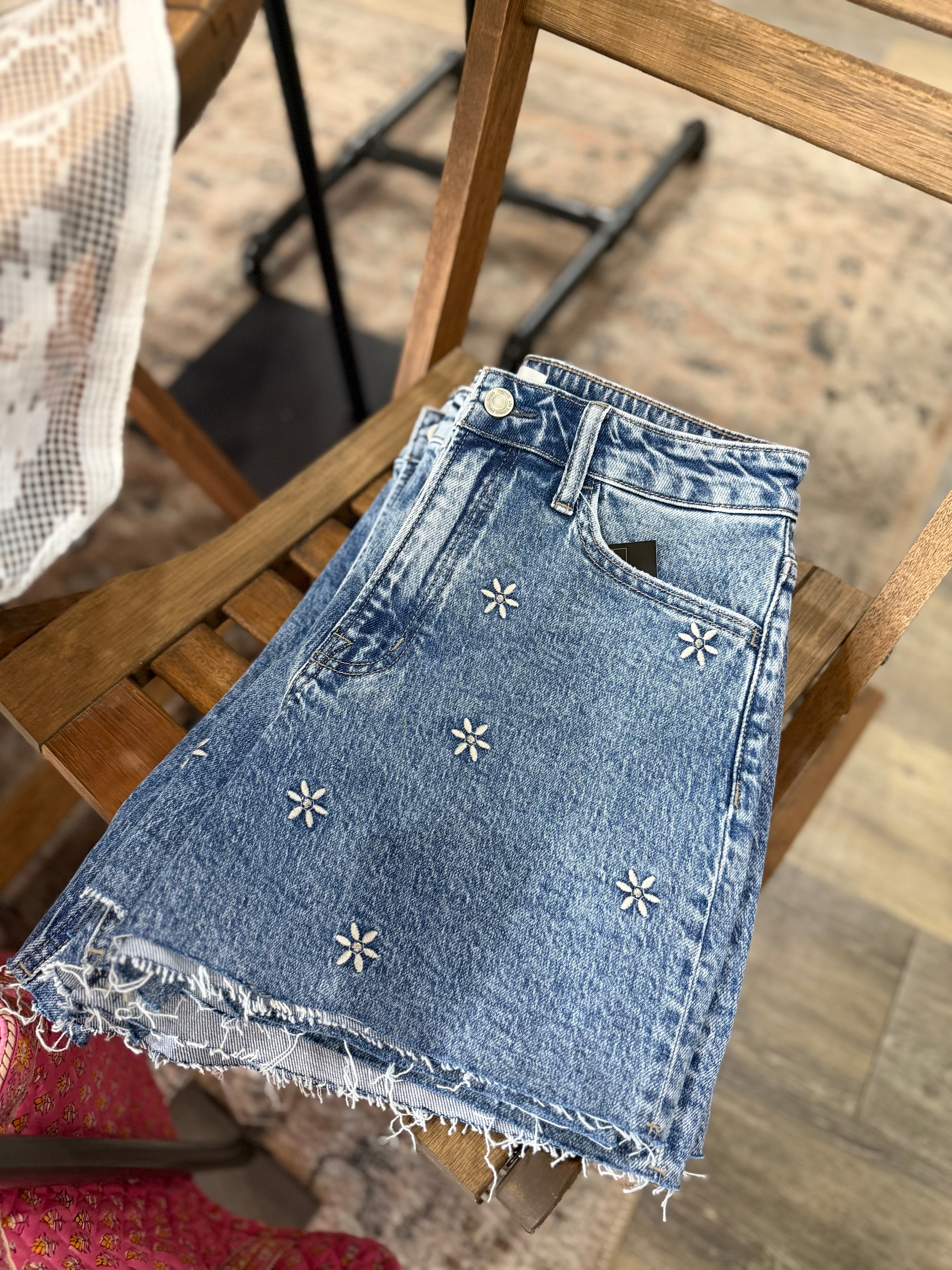 Daisy Embroidered Shorts