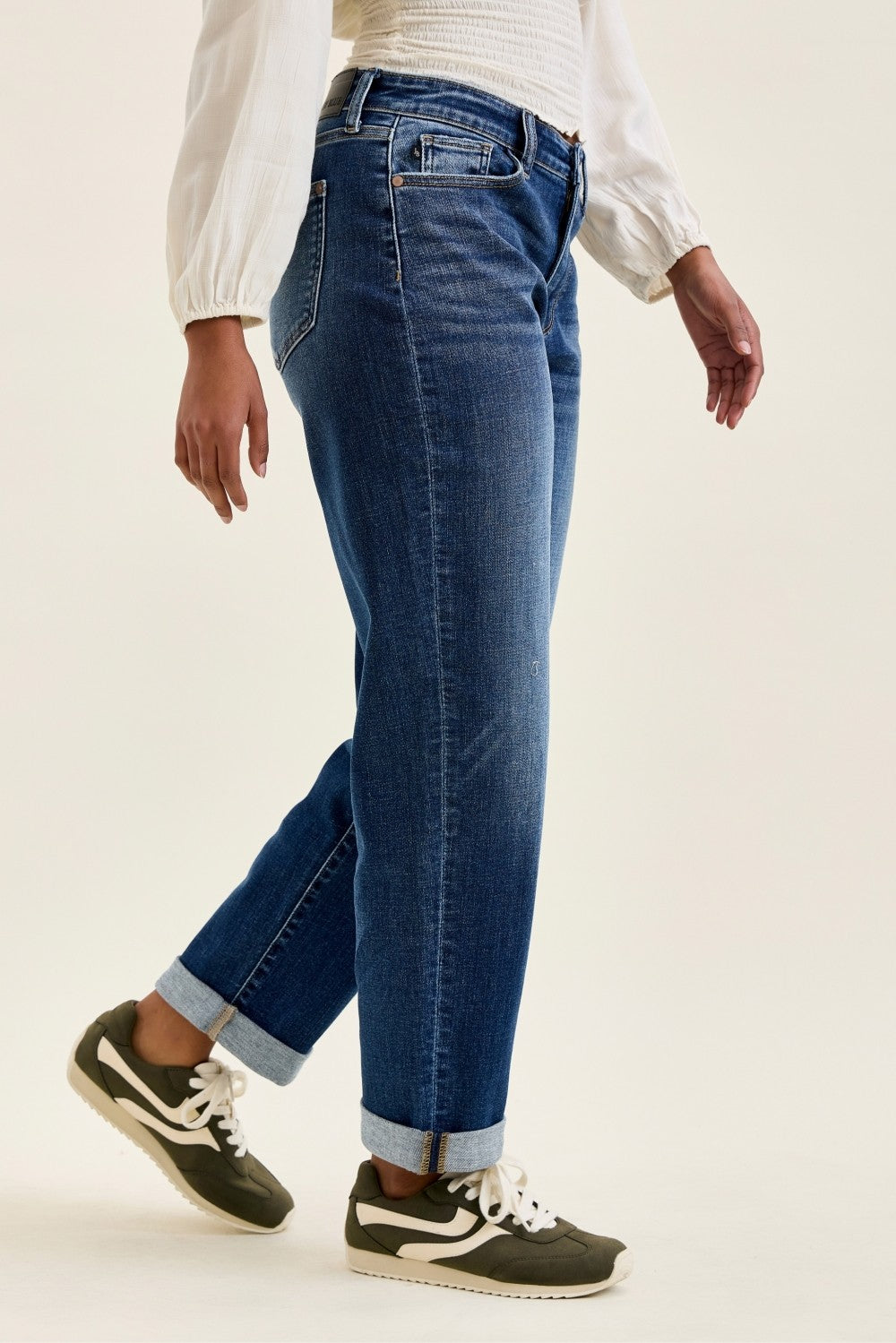Mid Rise Boyfriend Jeans