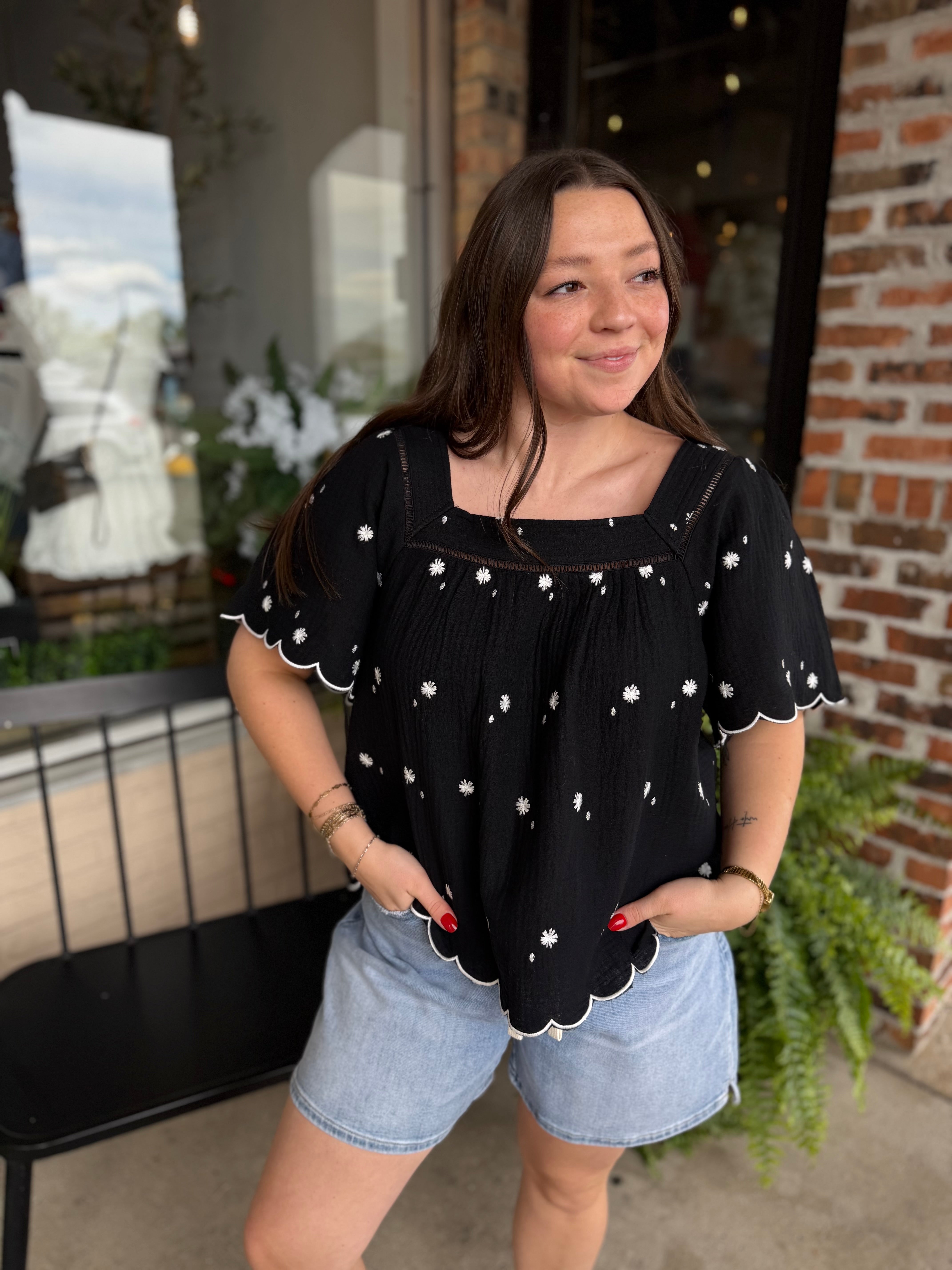 Black Daisy Embroidered Top
