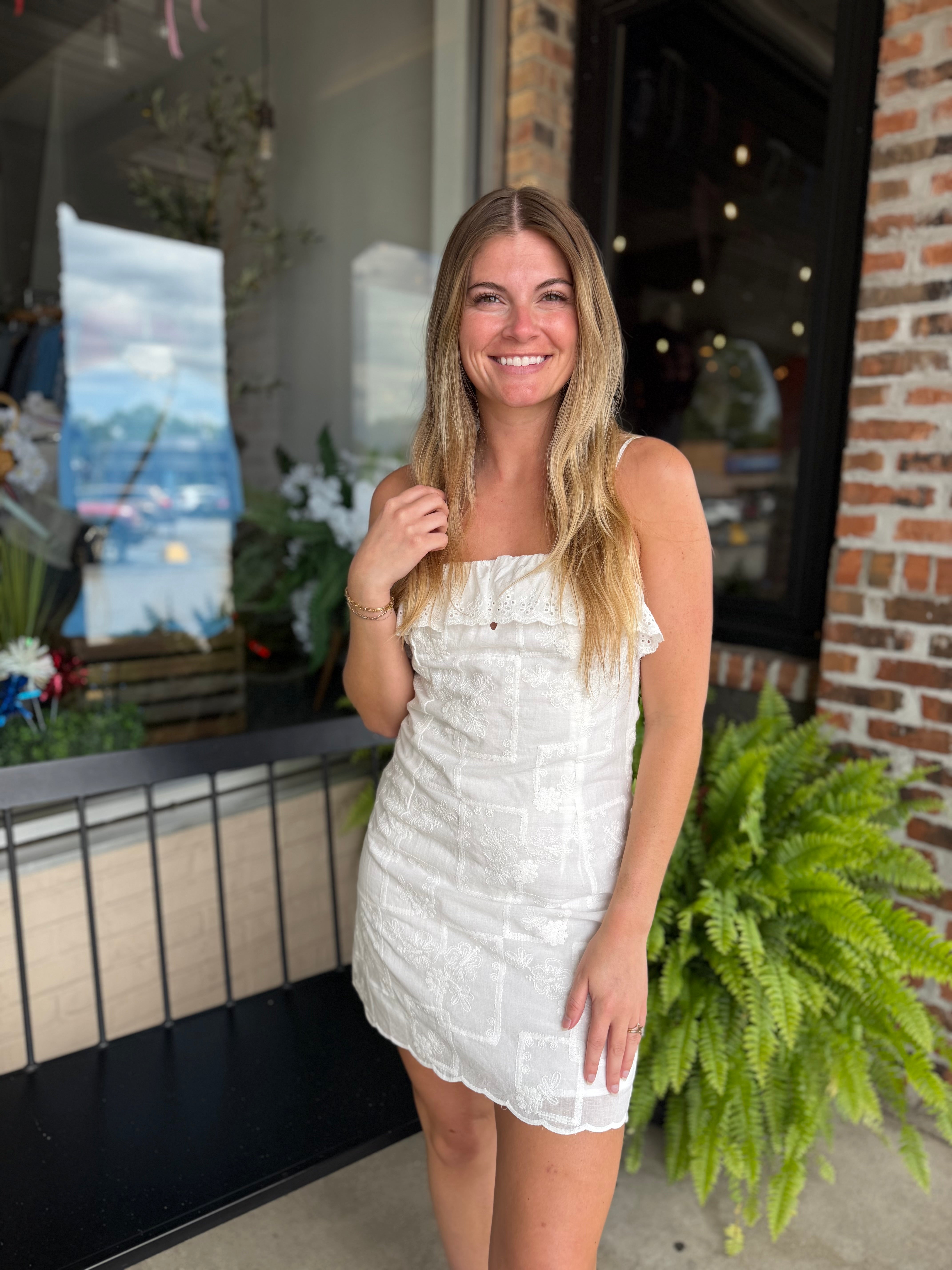 White Sleeveless Ruffled Embroidery Mini Dress