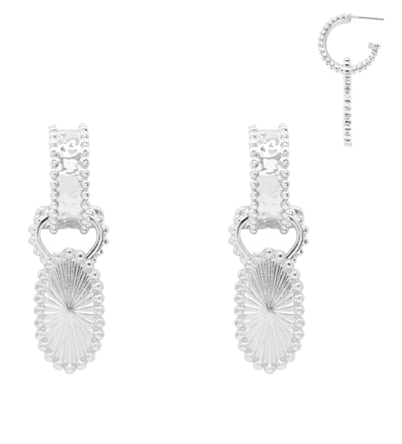 Silver Circle Accent Huggie