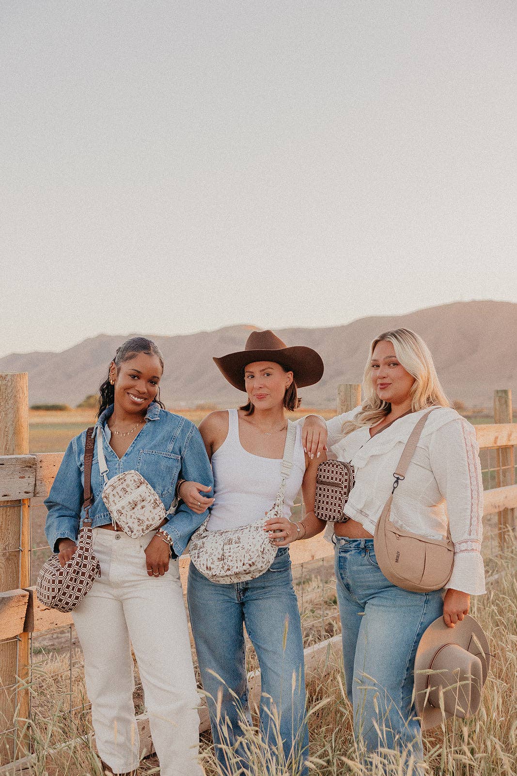 Mesa Crossbody Sling