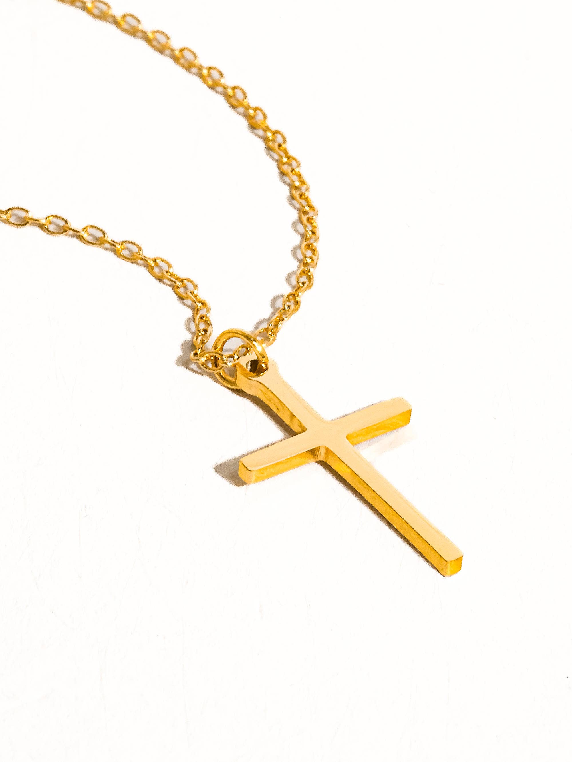 18K Gold Non-Tarnish Small Cross Necklace