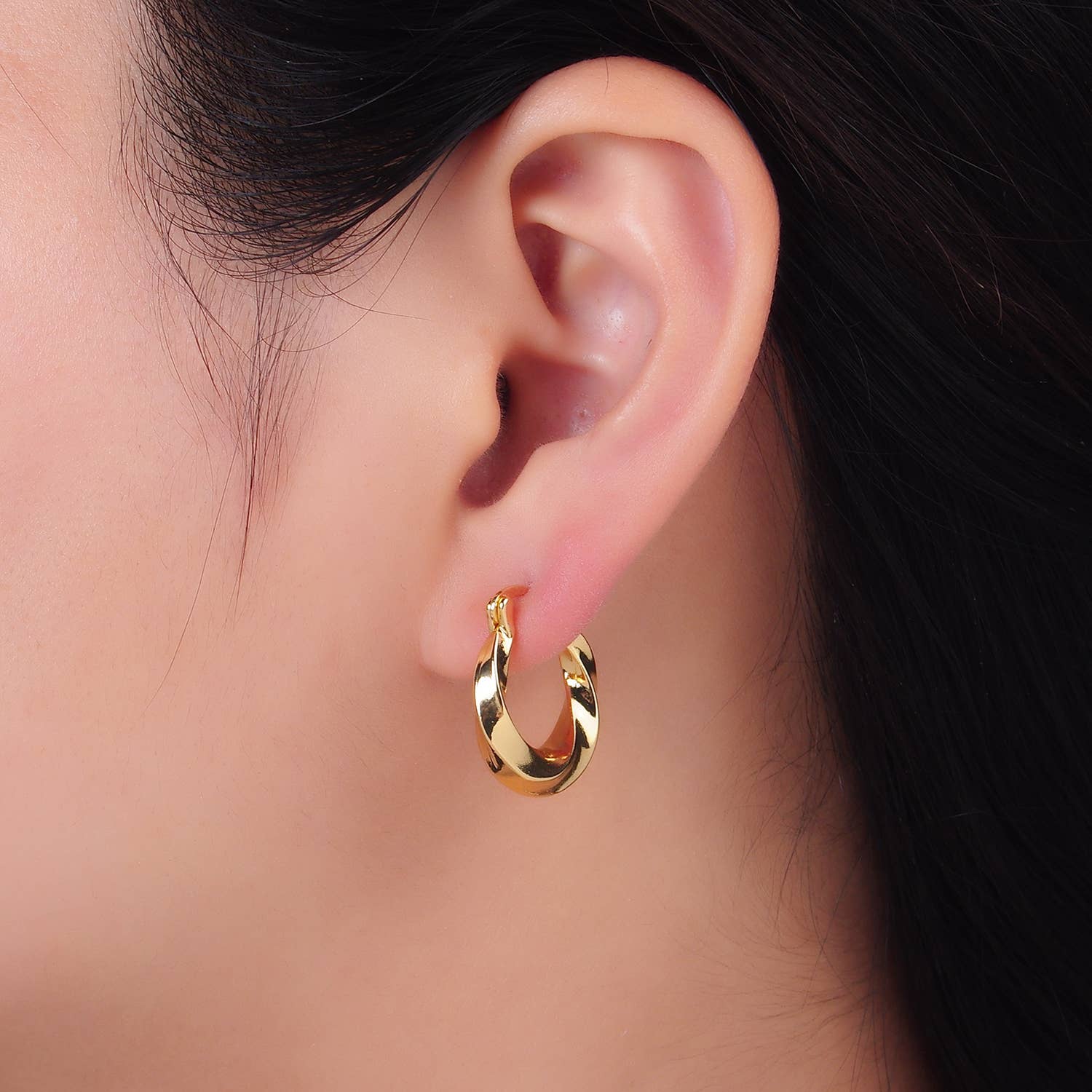 Twisted Gold Hoop