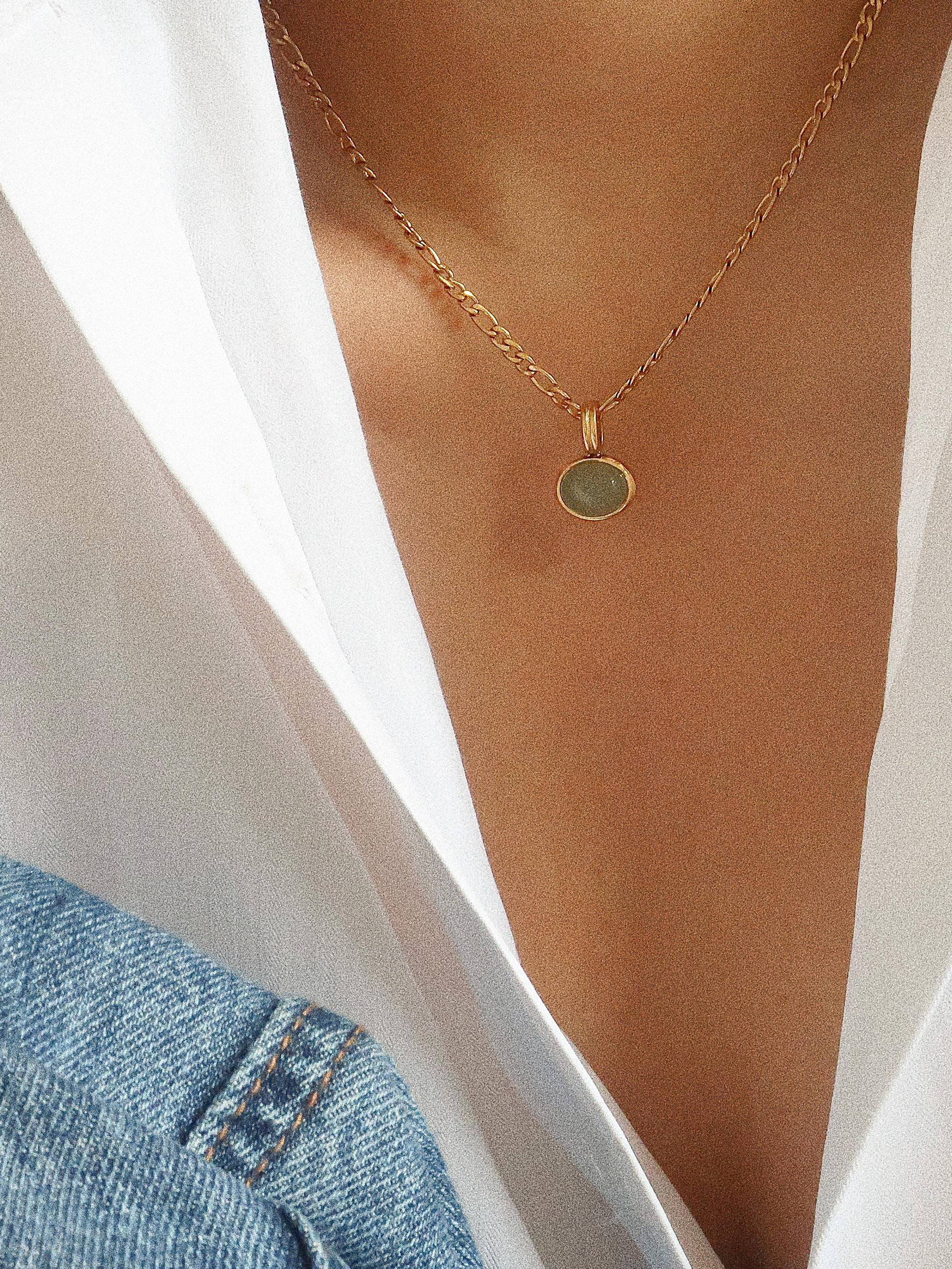 Green Stone Pendant Chain Necklace Non-Tarnish