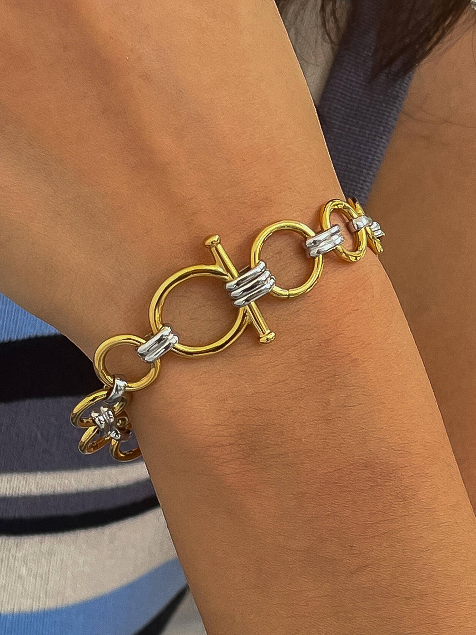 18K Gold Non-Tarnish Two-Tone Link Bracelet