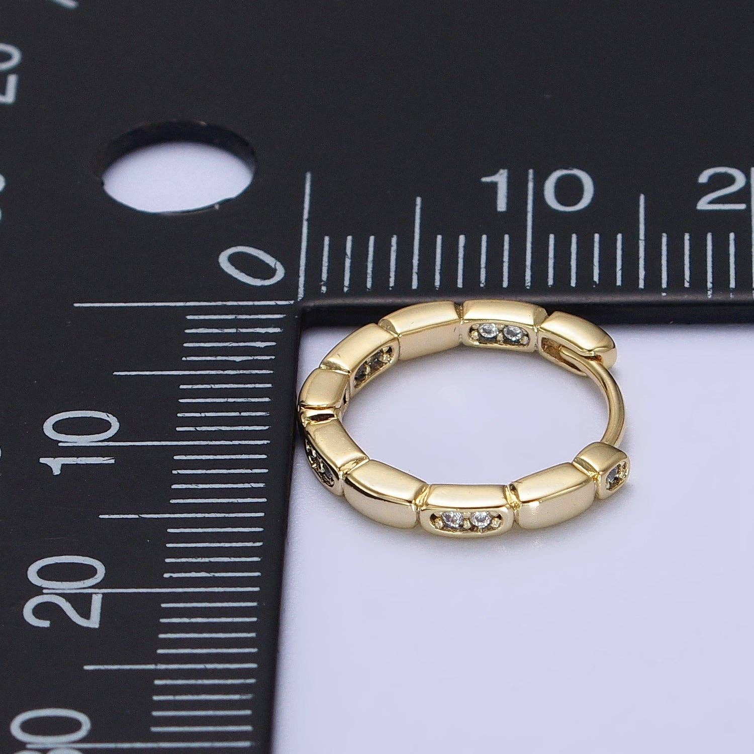 14K Gold Filled Rectangular Round 15mm Huggies