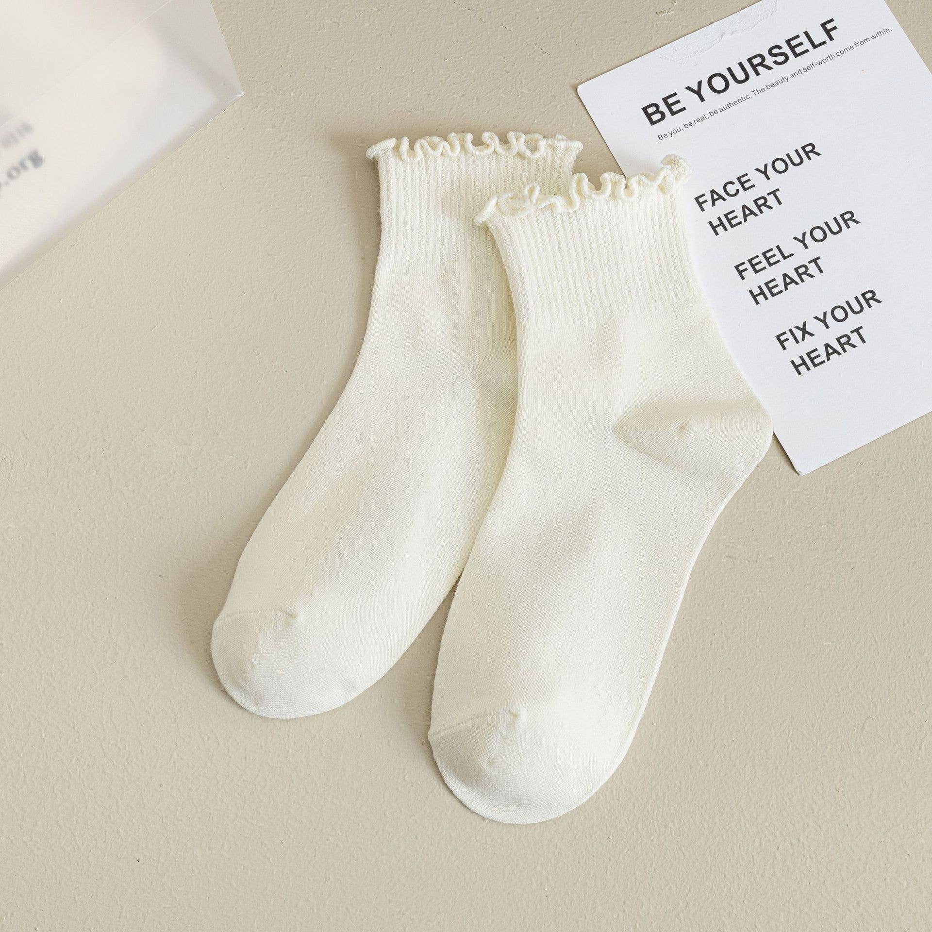 Cream Ruffle Ankle Socks