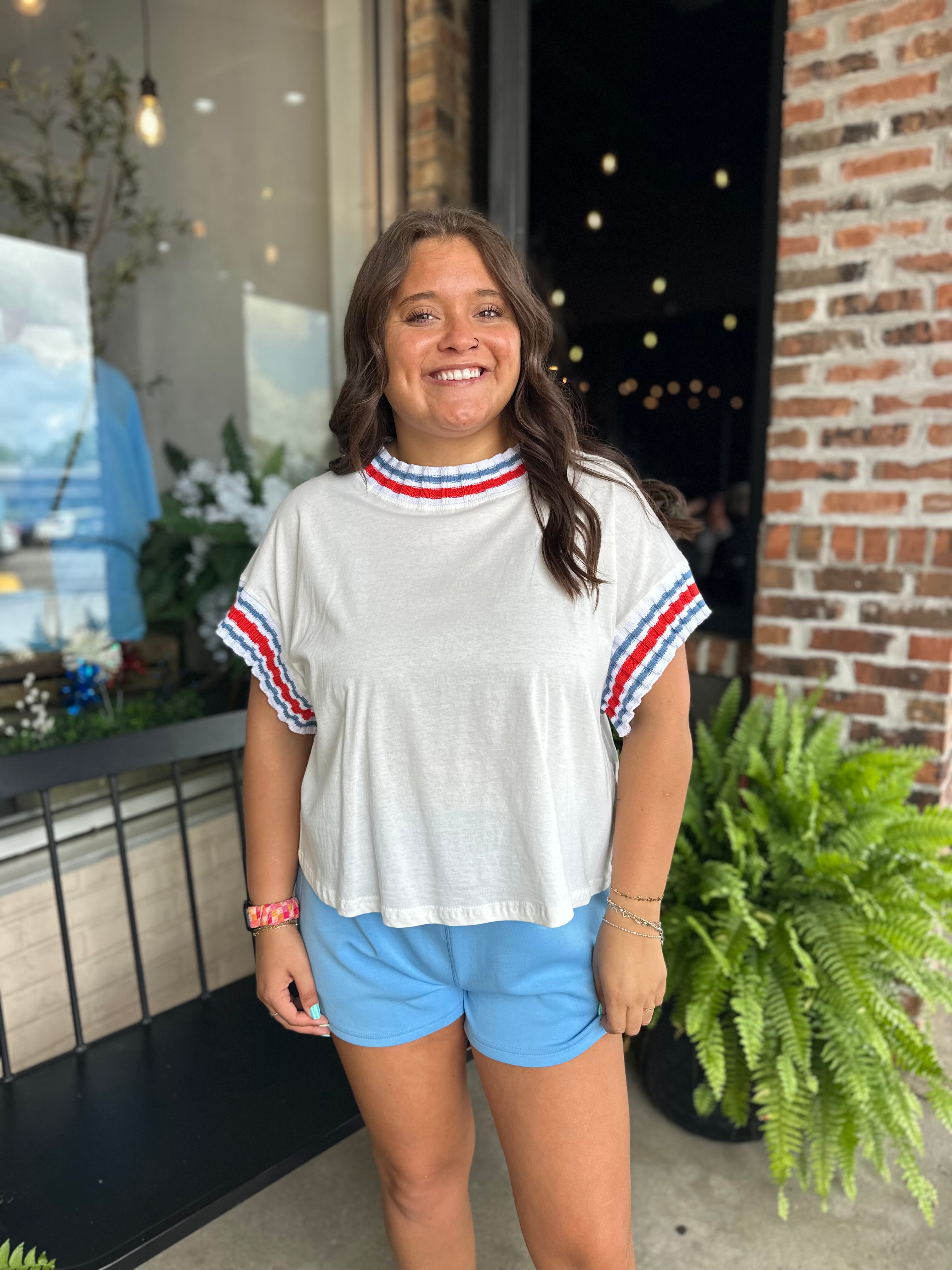 Contrast Trim Pullover Top
