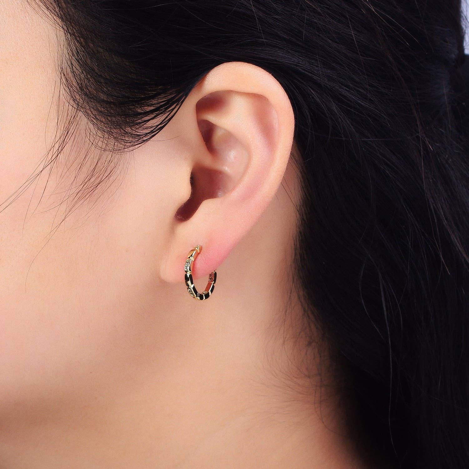 14K Gold Filled Rectangular Round 15mm Huggies