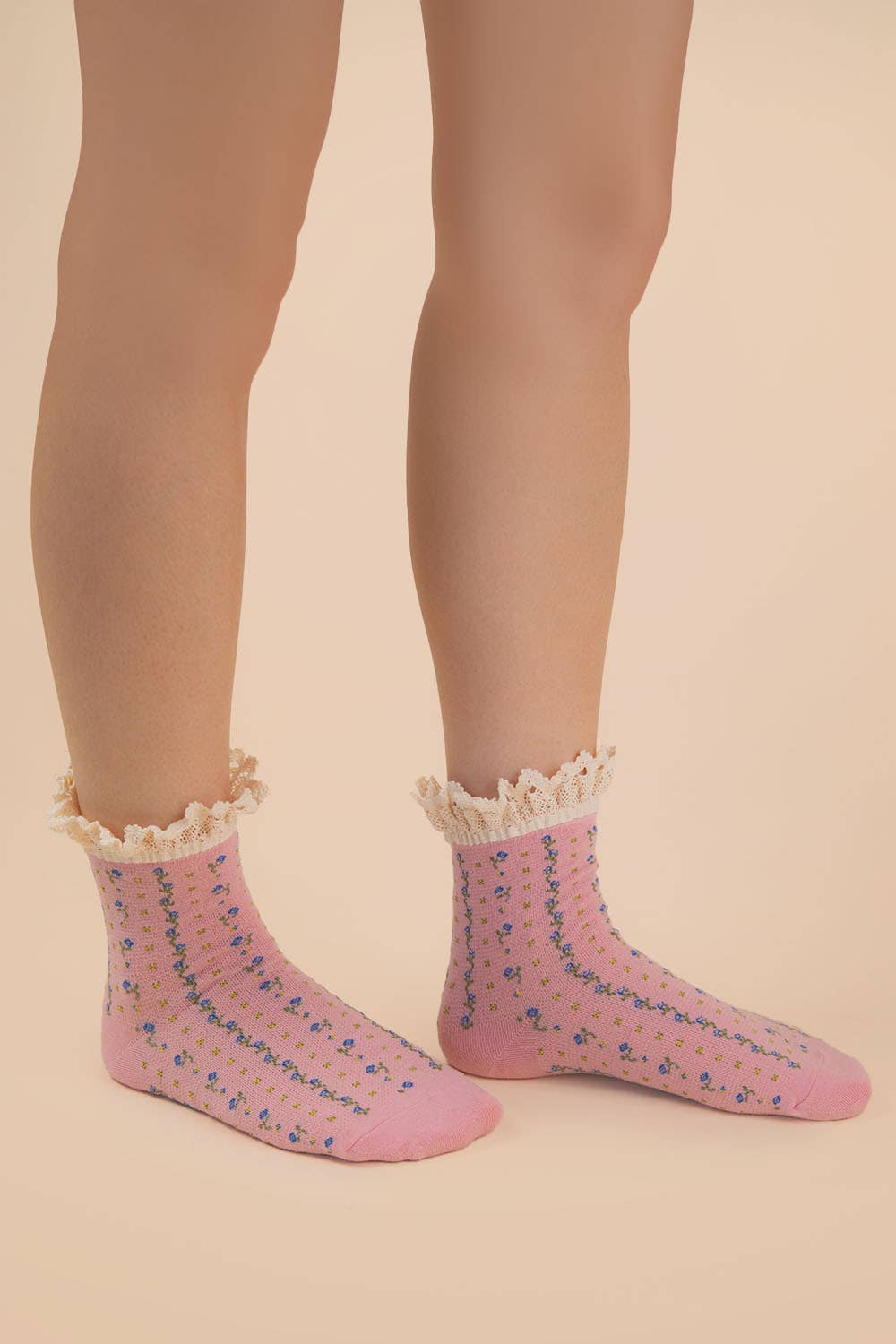 Blush Lace Trim Floral Crew Socks