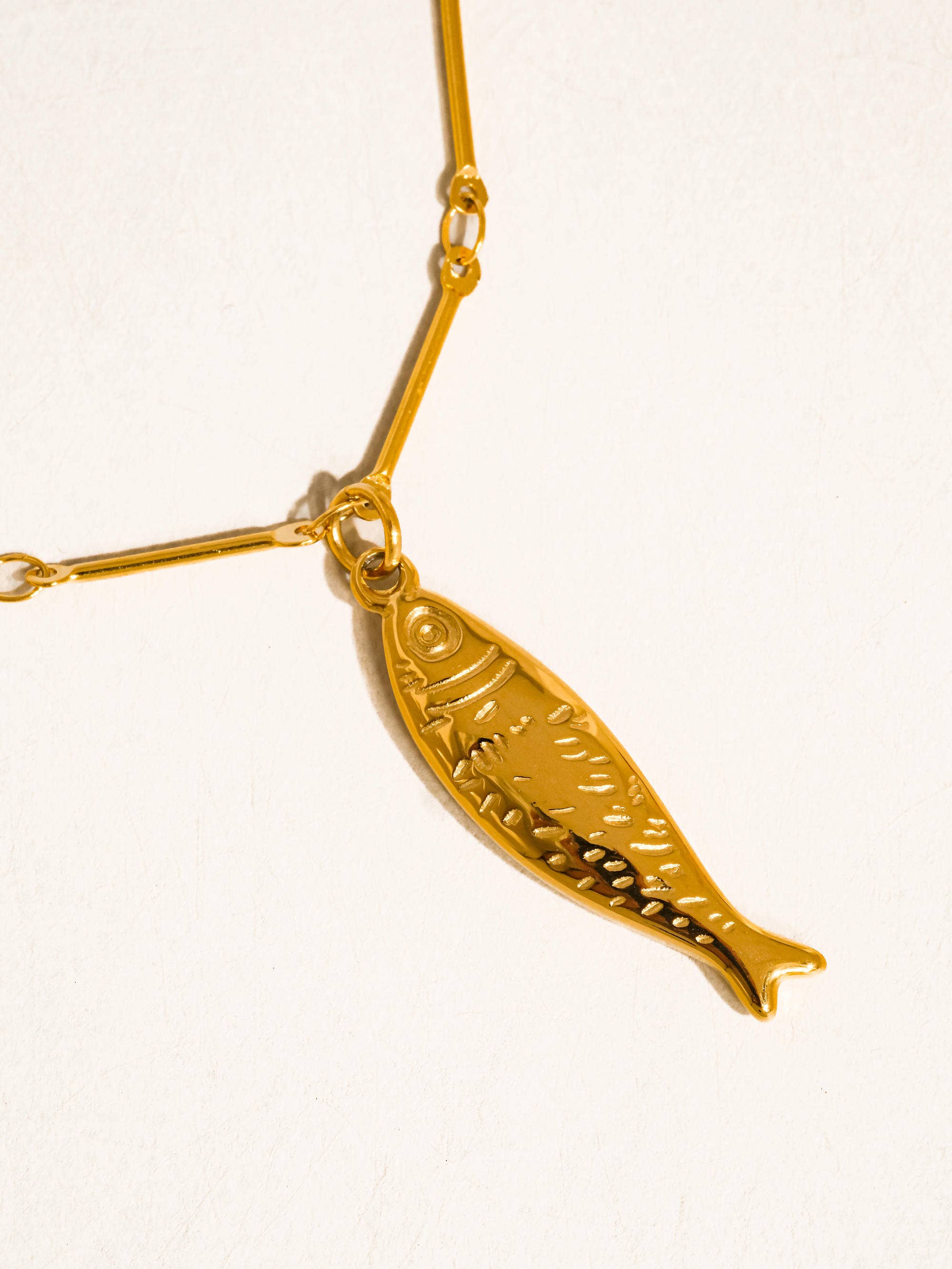 18K Gold Non-Tarnish Fish Pendant Necklace