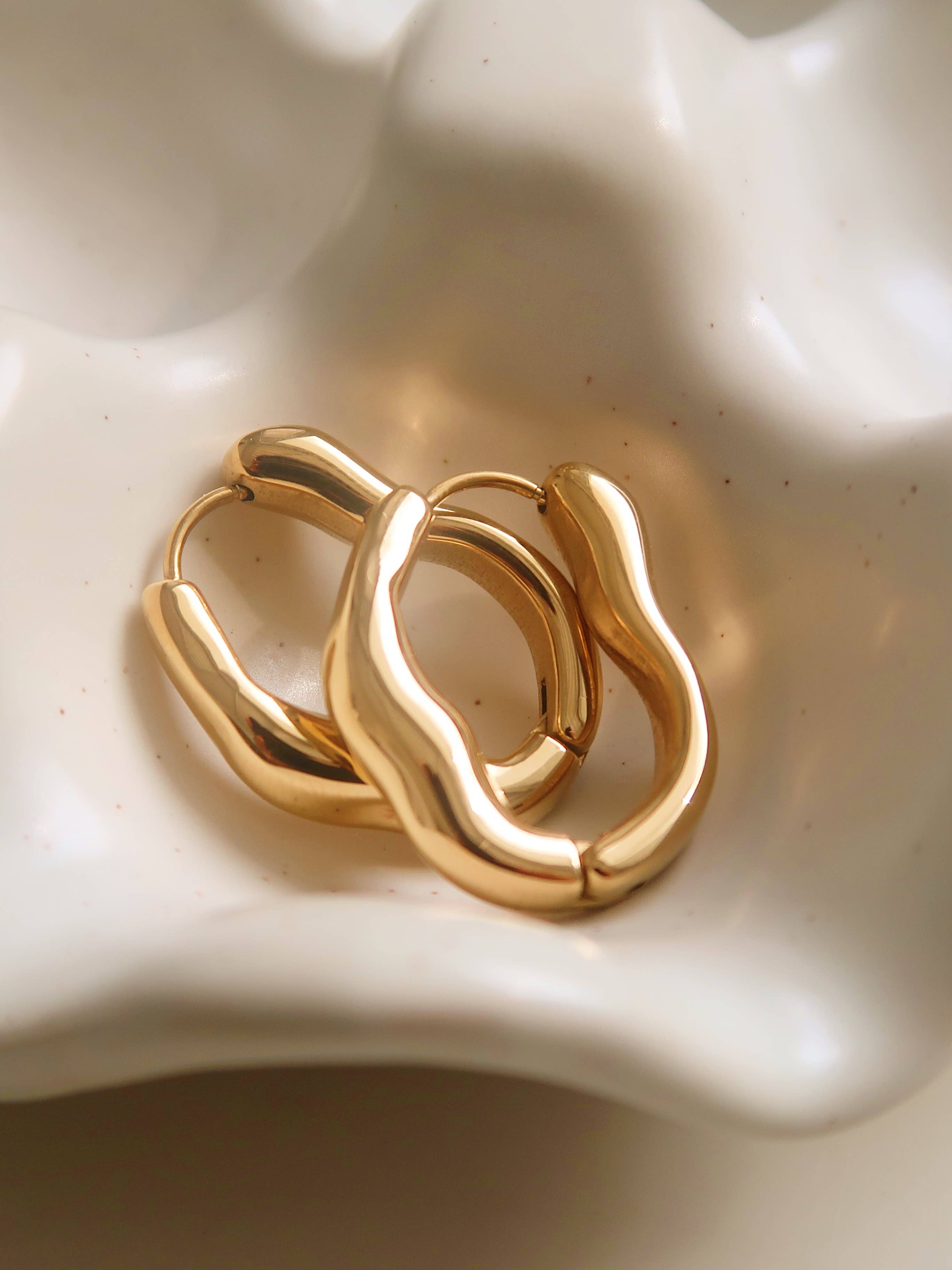 18K Silver Non-Tarnish Oval Hoop Earring