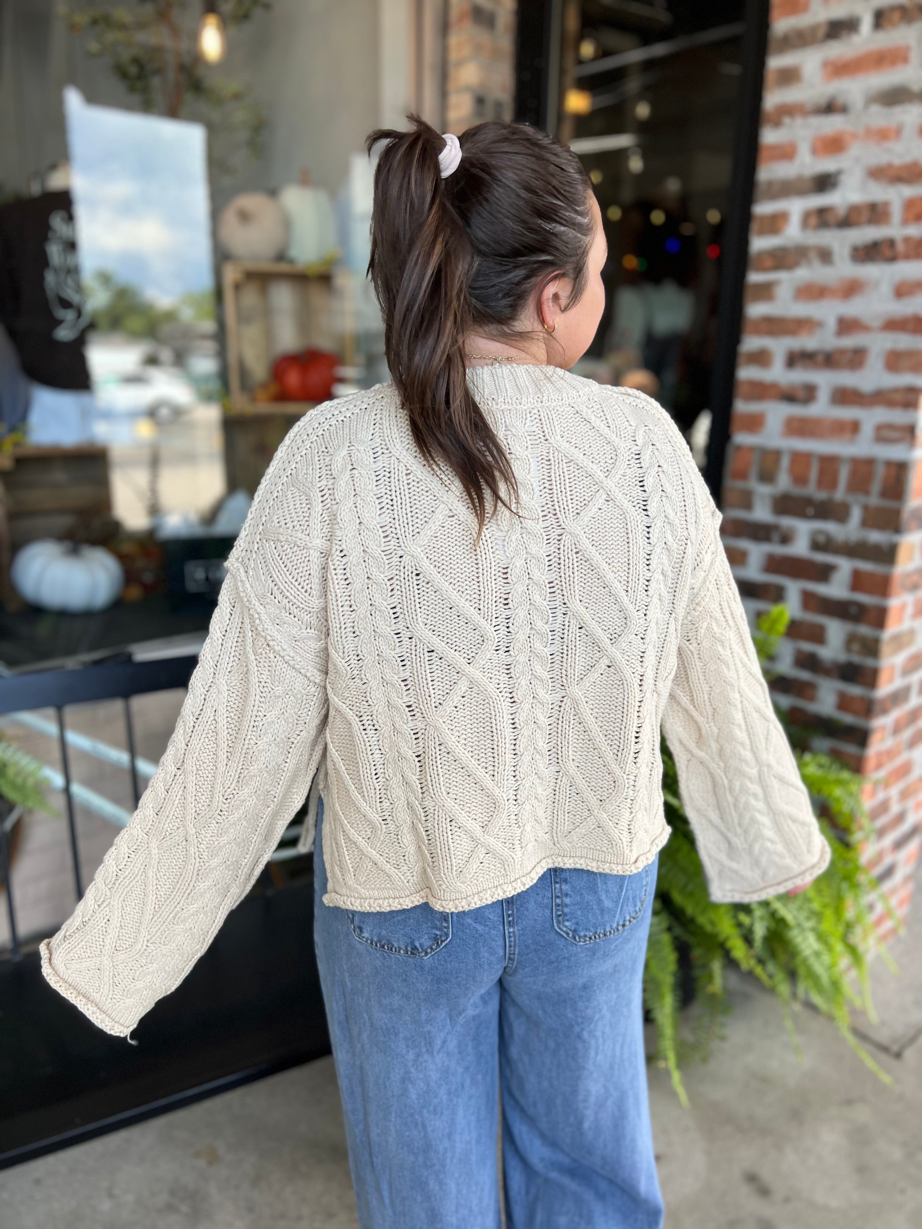OVERSIZED CABLE KNIT SWEATER - FINAL SALE