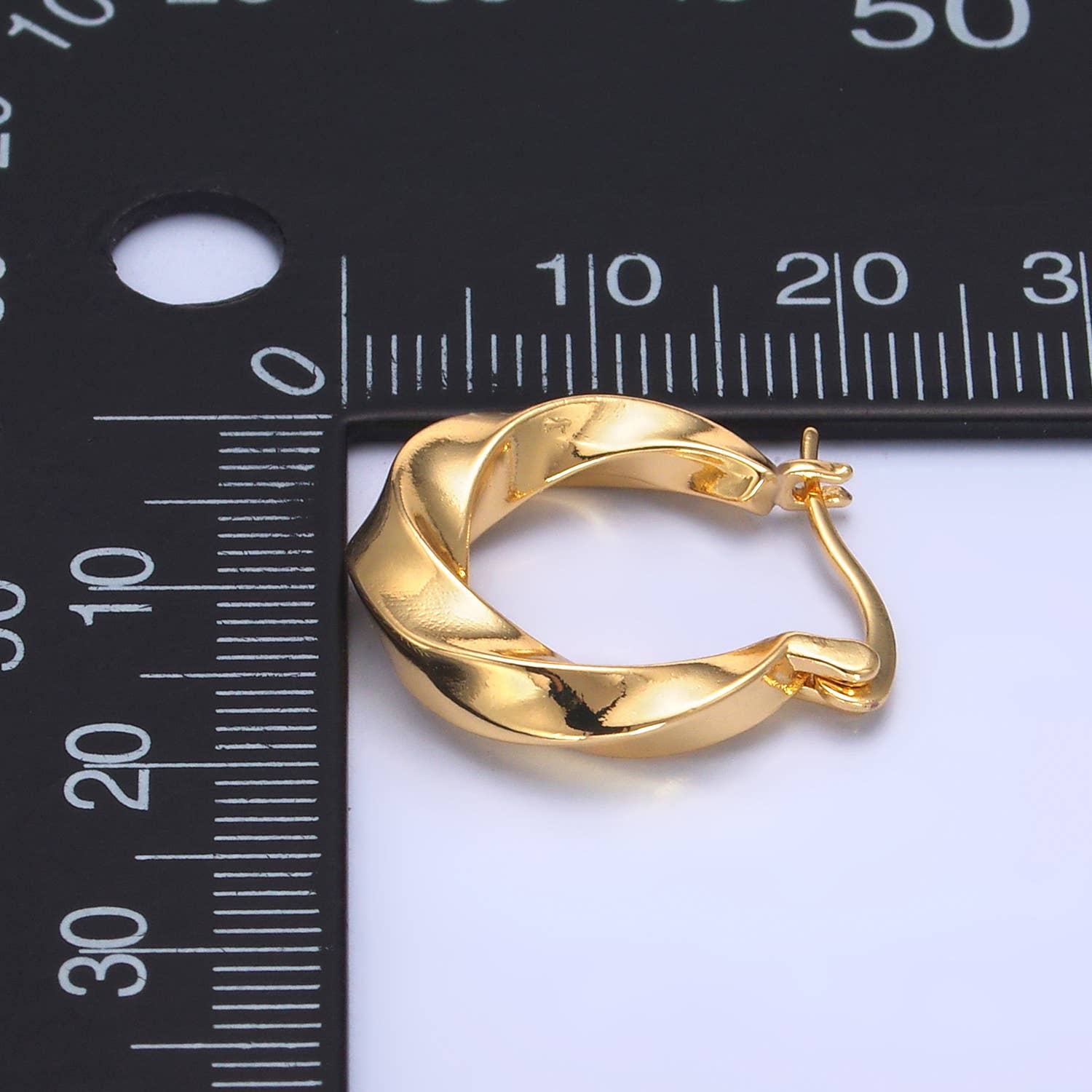 Twisted Gold Hoop