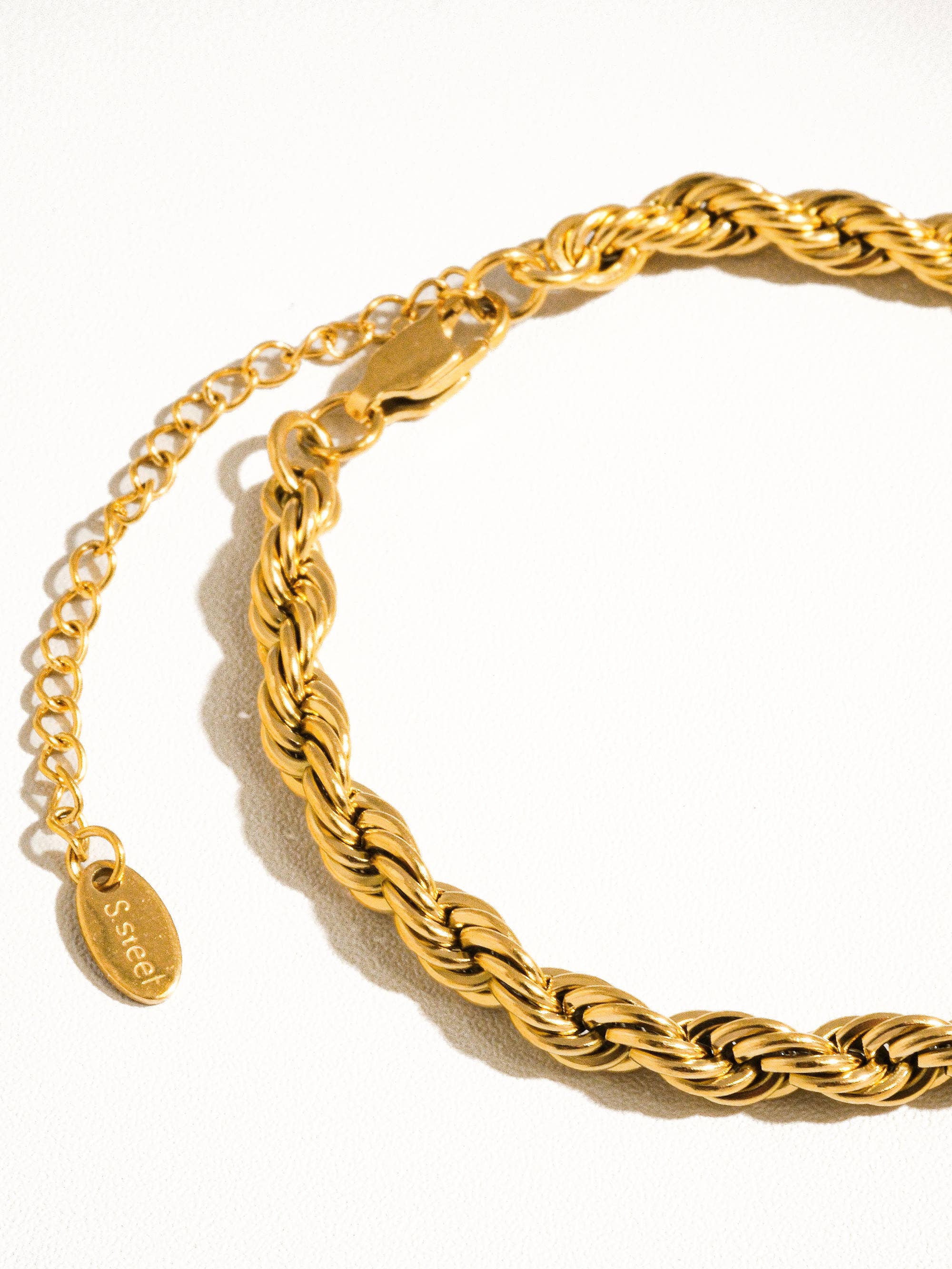 18K Gold Non-Tarnish Braided Stackable Bracelet