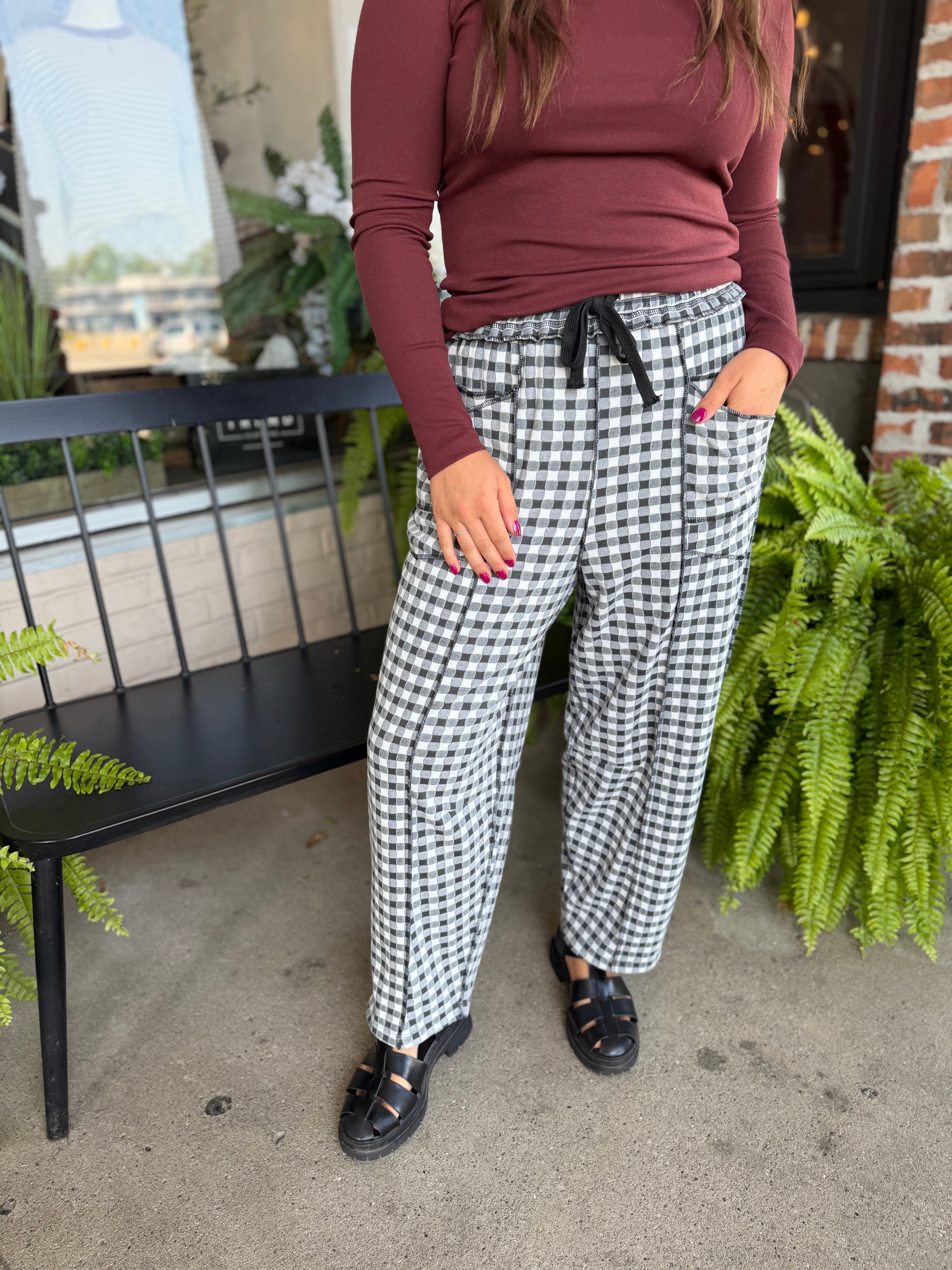 Black Checkered Barrel Pants