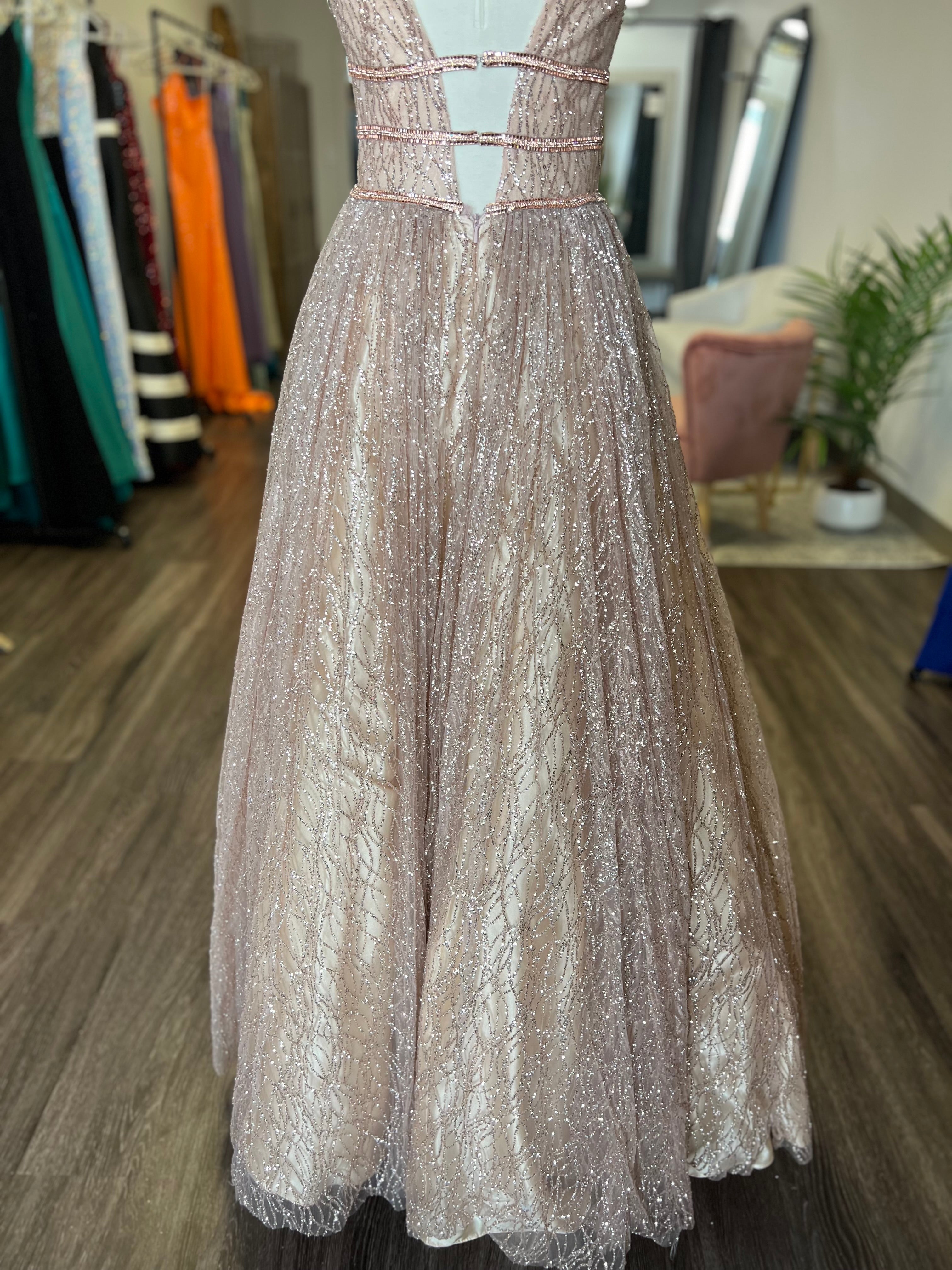 PROM #10 - Size: 6