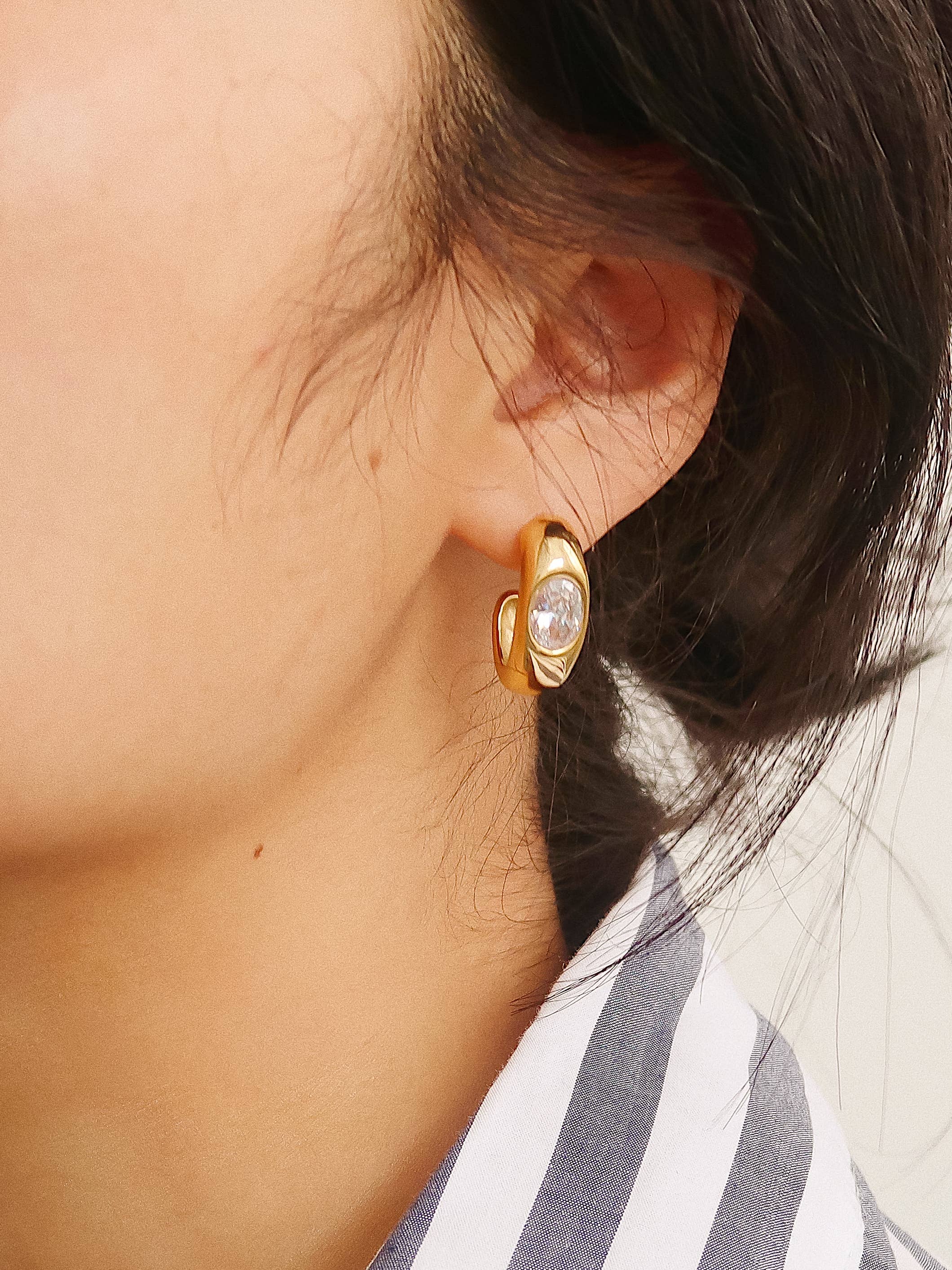 18K Gold Non-Tarnish Classic C Hoop Earring