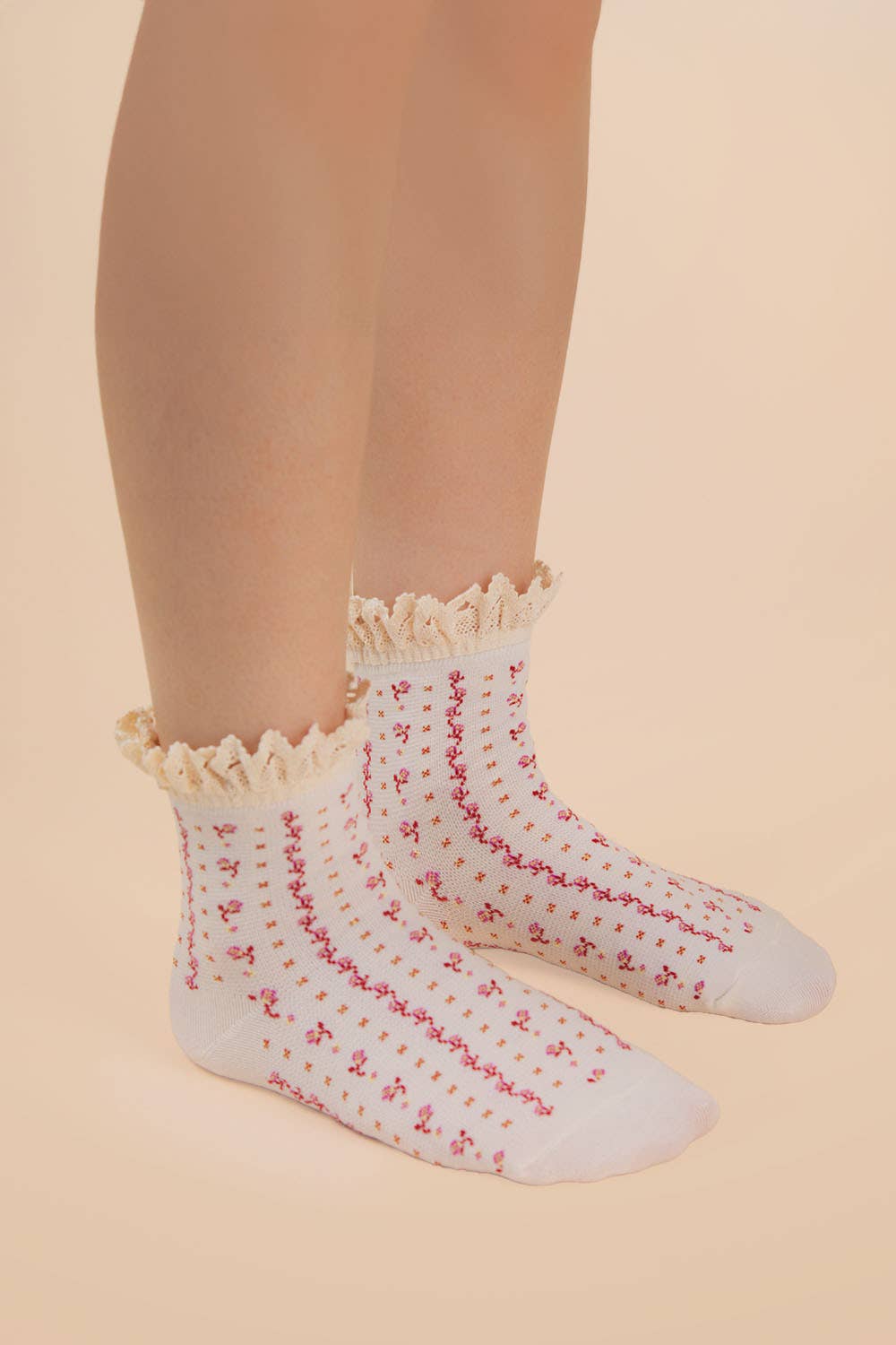 White Lace Trim Floral Crew Socks