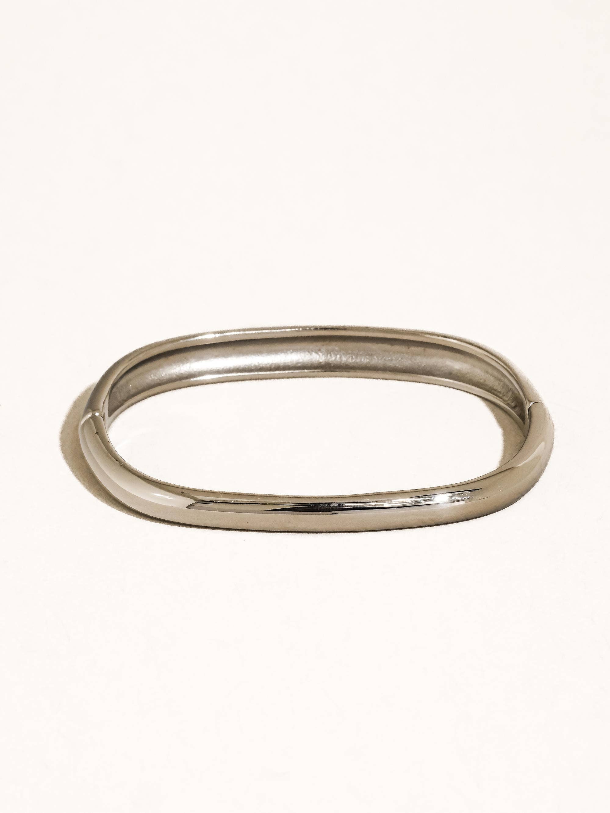 Gold Non-Tarnish Classic Bangle