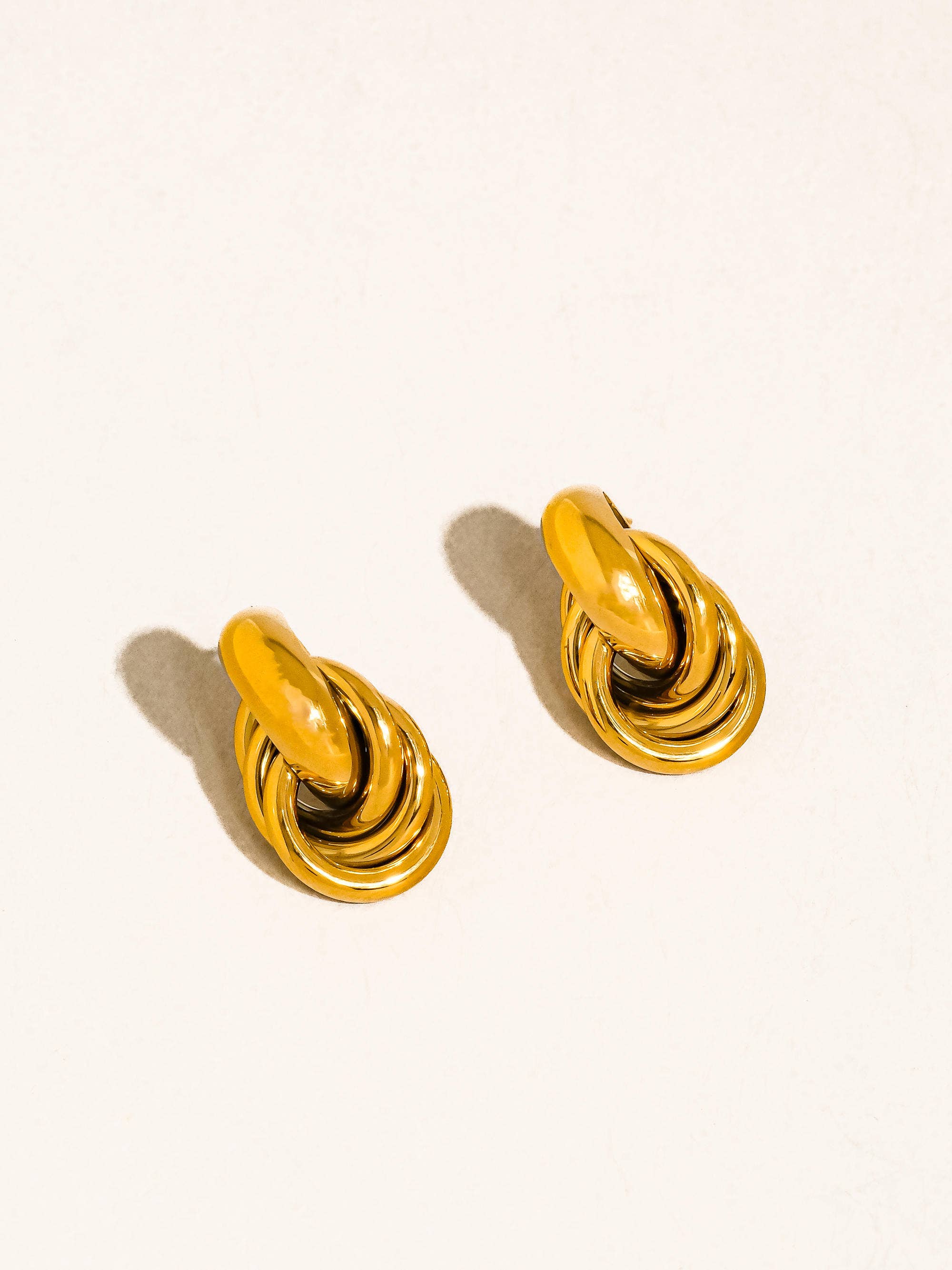 18K Gold Non-Tarnish Knot Hoop Earrings